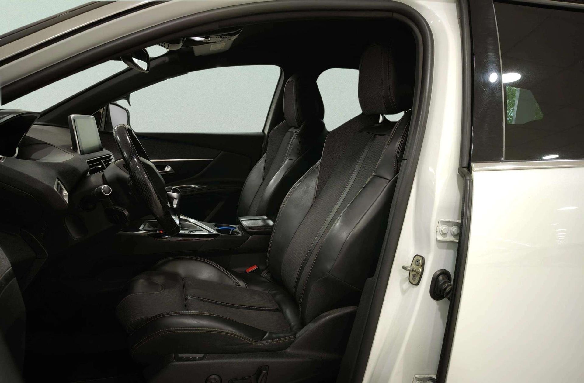 Peugeot 5008 BlueHDi 150 GT-Line - foto 12