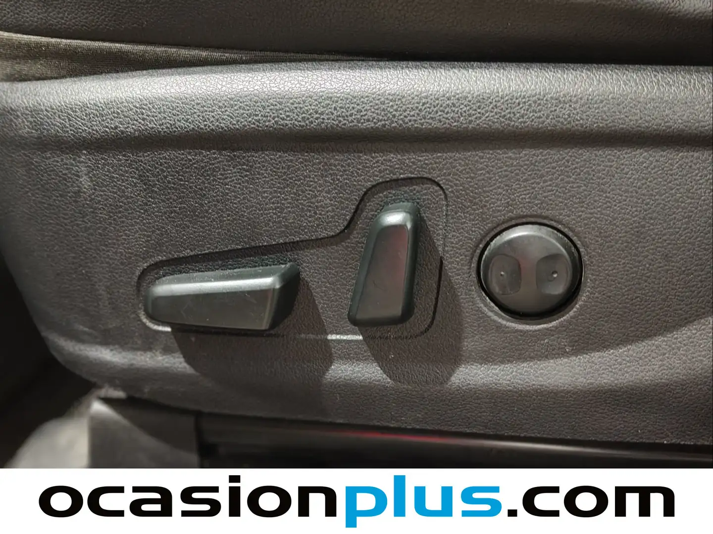 Foto Hyundai Santa Fe HYUNDAI Santa Fe 1.6 TGDi HEV Tecno Auto 4x2 7 Plazas