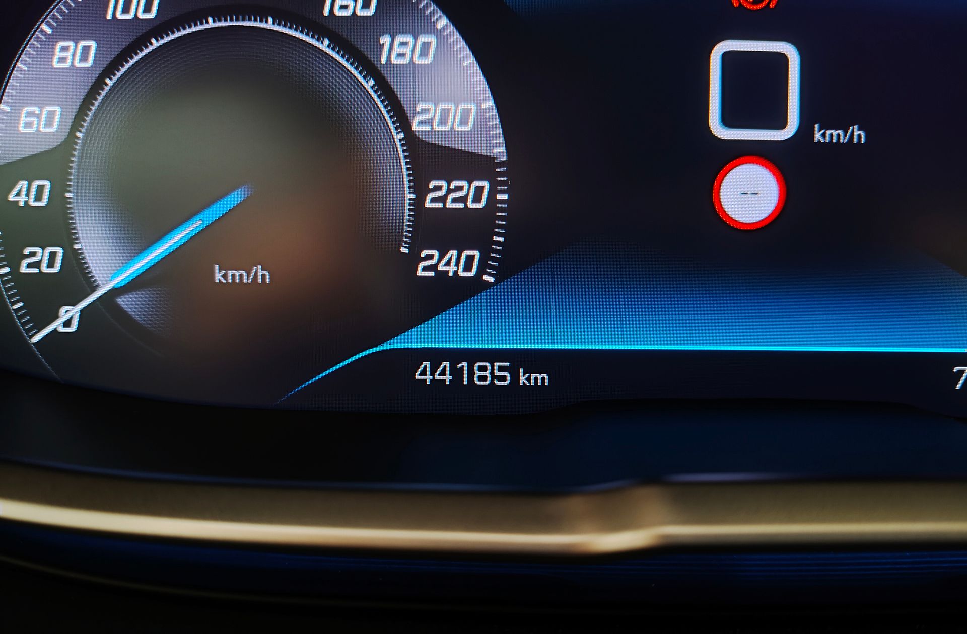 Peugeot 3008 BlueHDi 130 Active Pack EAT8 - foto 12
