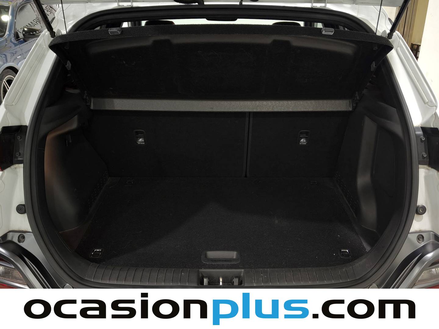 Fotos maletero Hyundai Kona Hyundai Kona 1.6 GDI HEV Tecno Red DCT (141 CV)