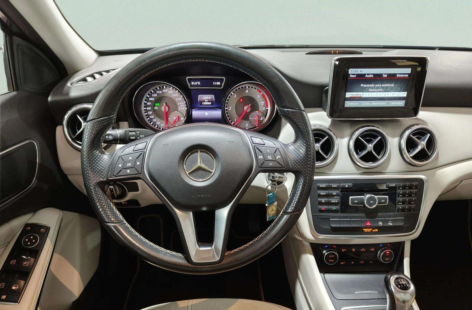 Mercedes-Benz GLA 200 CDI Style - foto 23