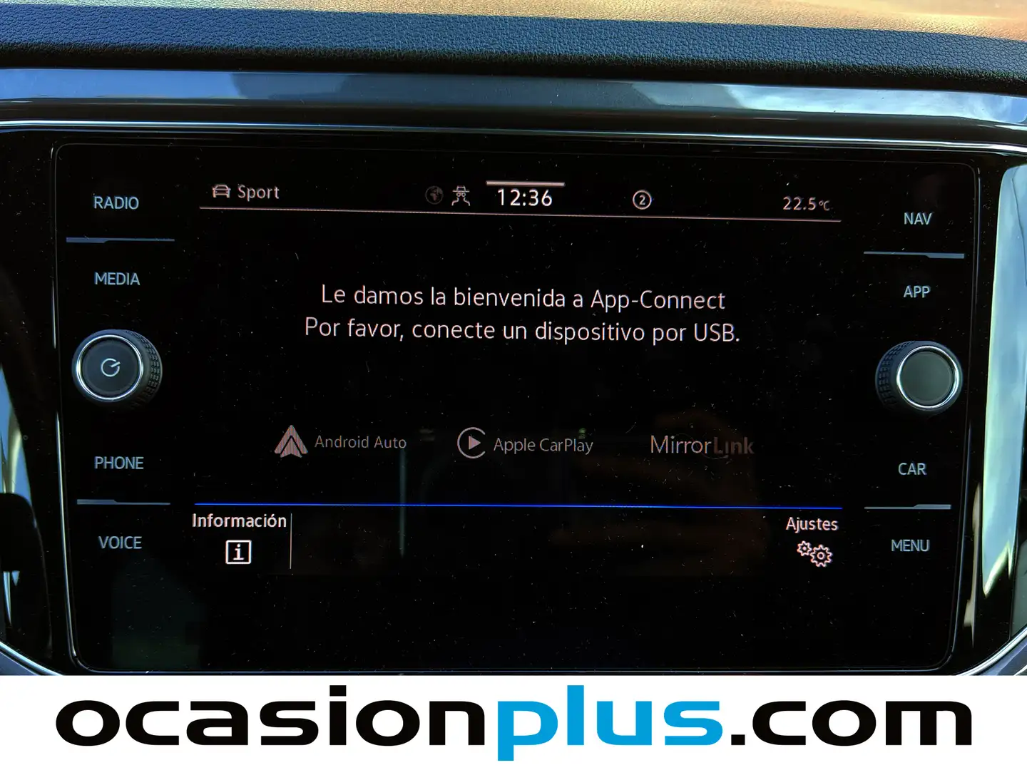 Foto Volkswagen T-Roc Volkswagen T-Roc Sport 2.0 TDI (150 CV)