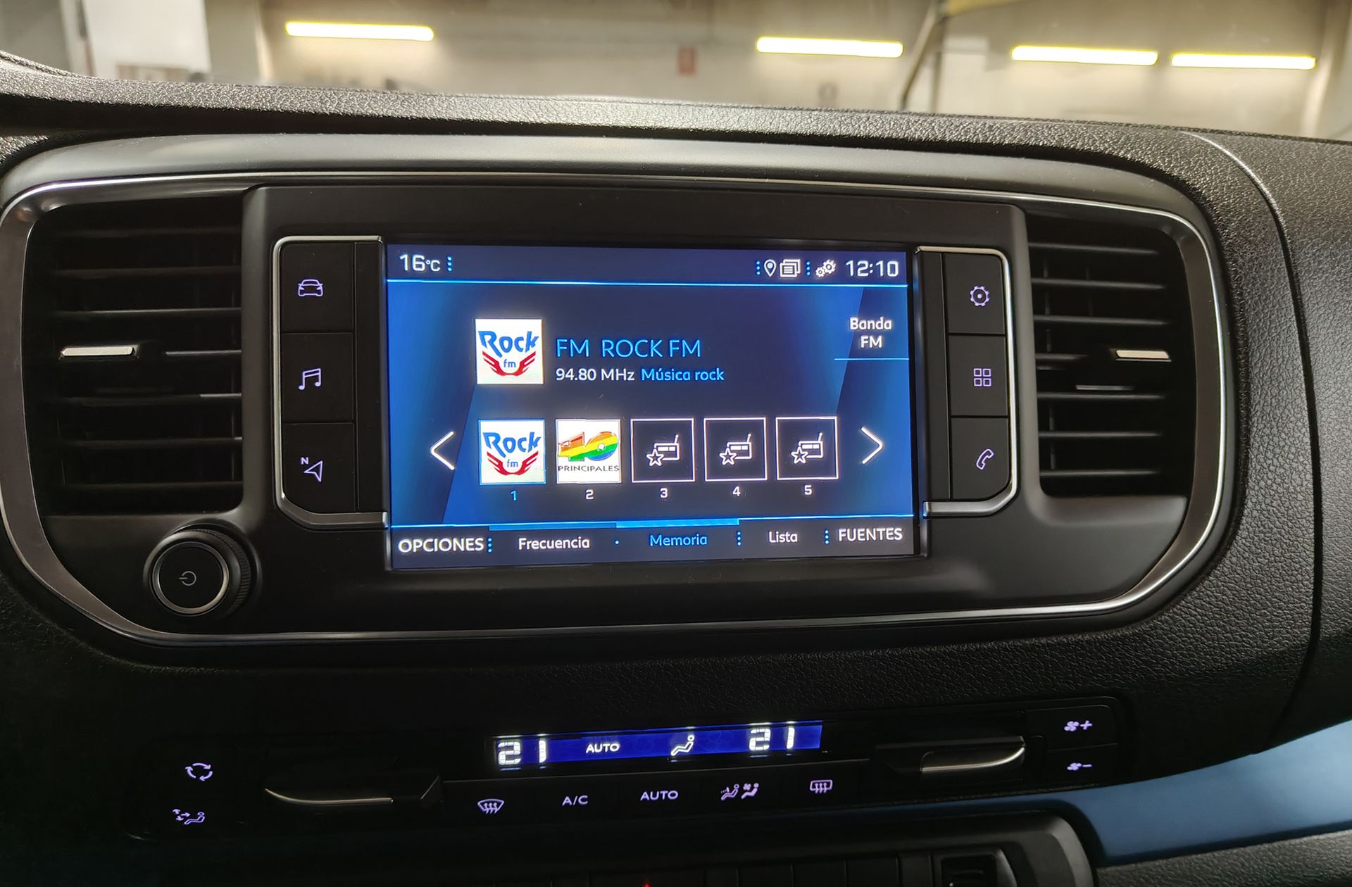 Peugeot Traveller BlueHDi 145 Active Standard 8 plazas - foto 30
