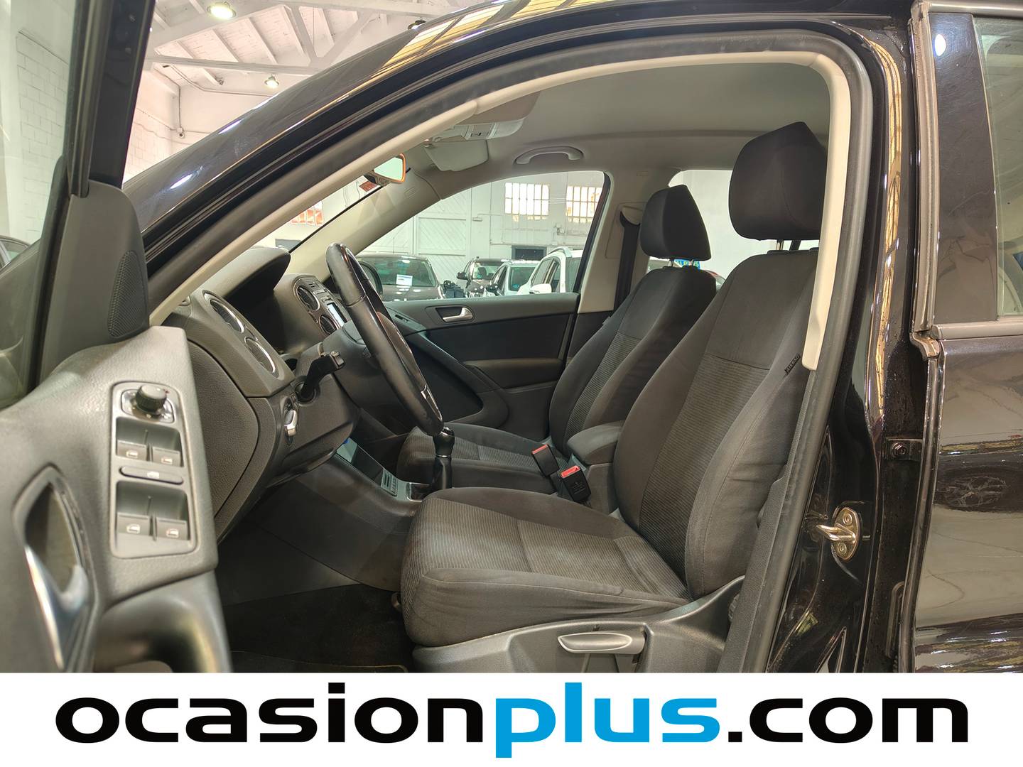 Foto asientos delanteros Volkswagen Tiguan Volkswagen Tiguan T1 2.0 TDI BMT 4x2 (110 CV)