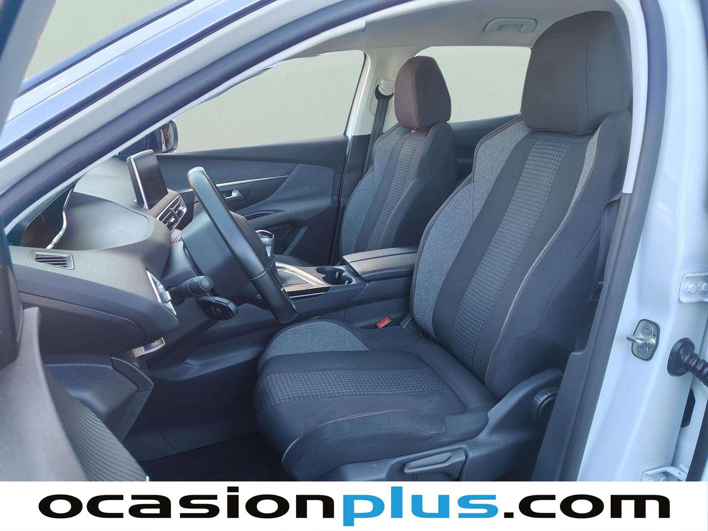 Foto asientos delanteros Peugeot 3008 Peugeot 3008 BlueHDi 130 S&S Active (130 CV)