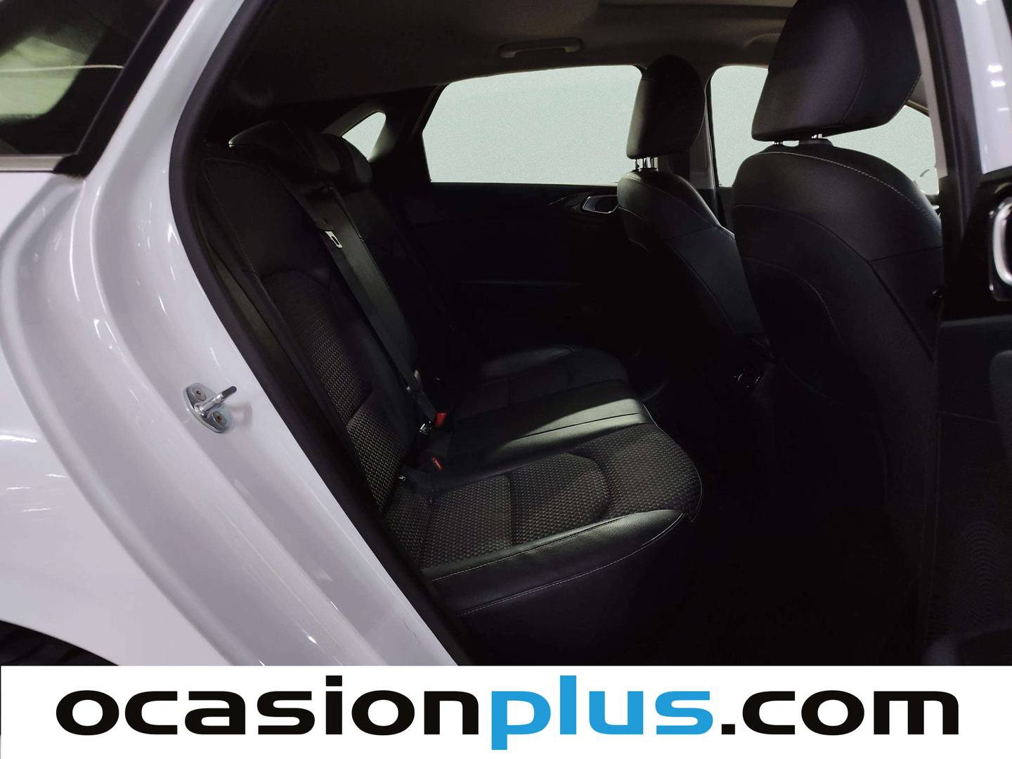 KIA Ceed KIA Ceed 1.4 T-GDi Launch Edition DCT (140 CV) km 0