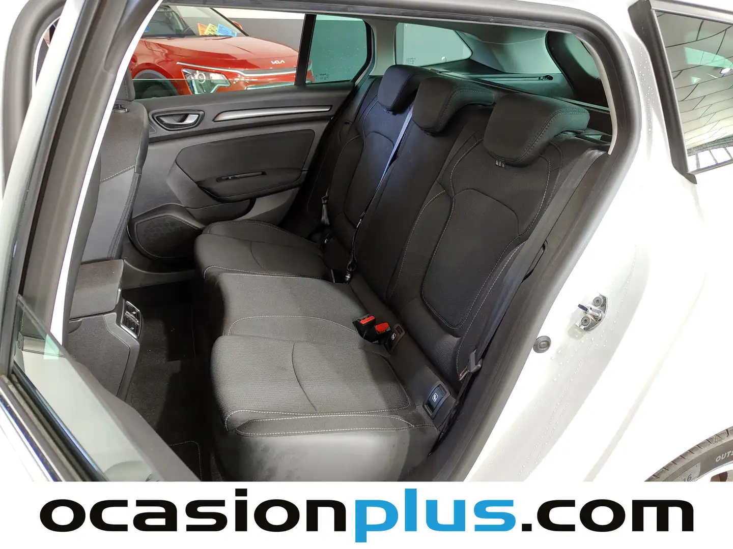 Foto Renault Mégane Renault Megane Sport Tourer E-TECH Intens (160 CV)