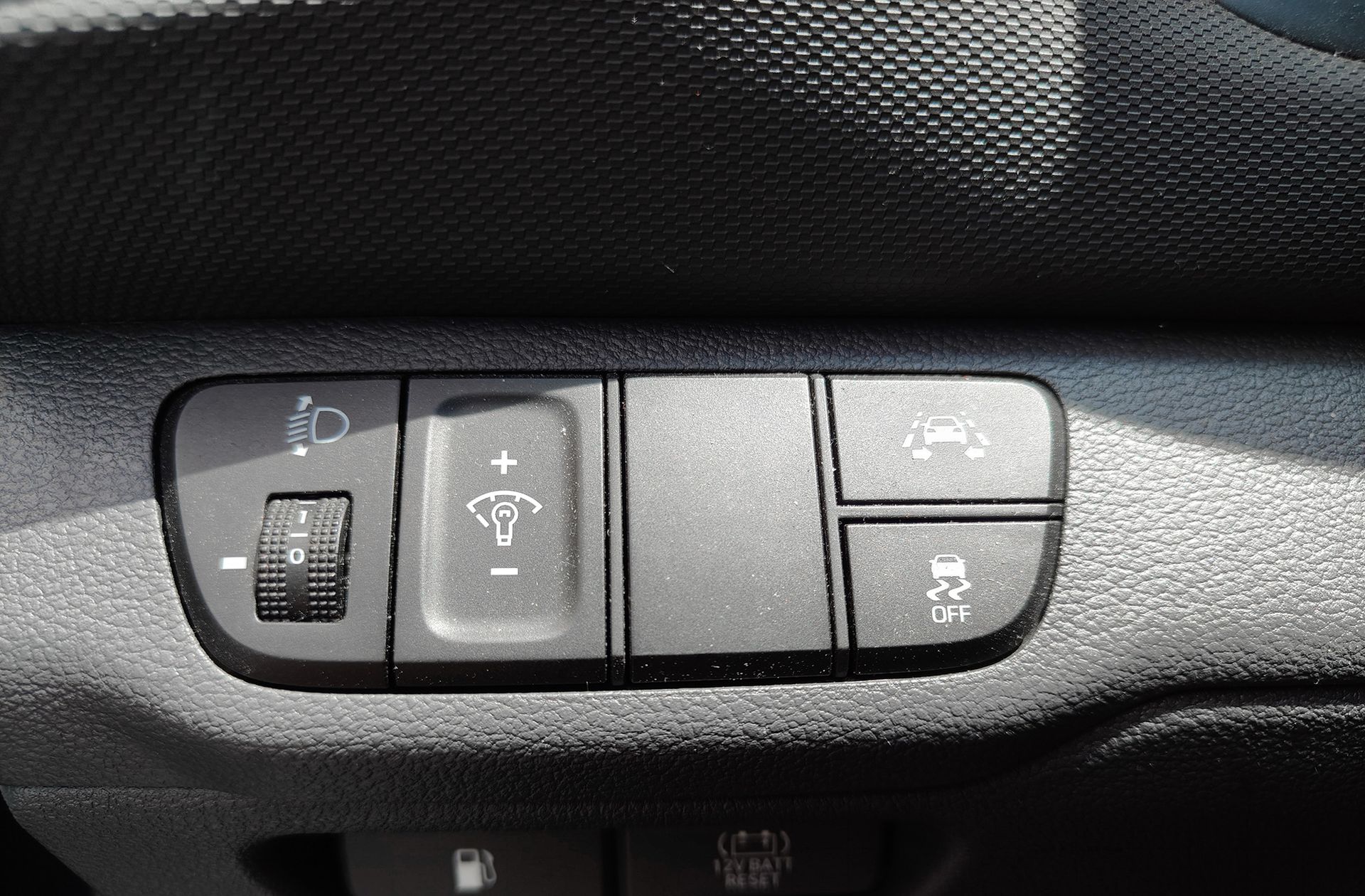 Hyundai Ioniq 1.6 GDI HEV Tecno DCT - foto 27