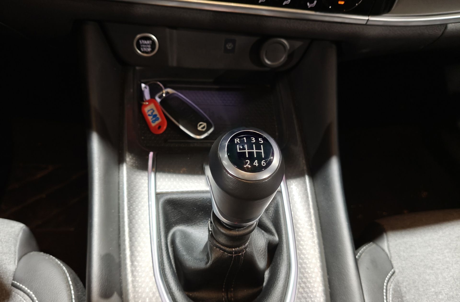 Nissan Qashqai DIG-T 140 N-Connecta - foto 5
