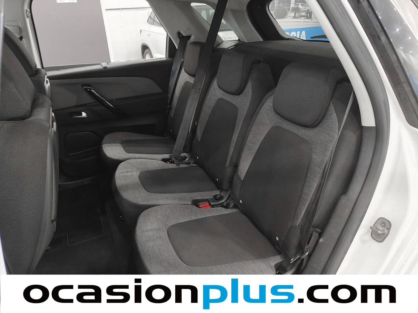 Foto asientos traseros Citroën C4 Spacetourer Citroën C4 Spacetourer PureTech 130 S&S Feel EAT8 (130 CV)