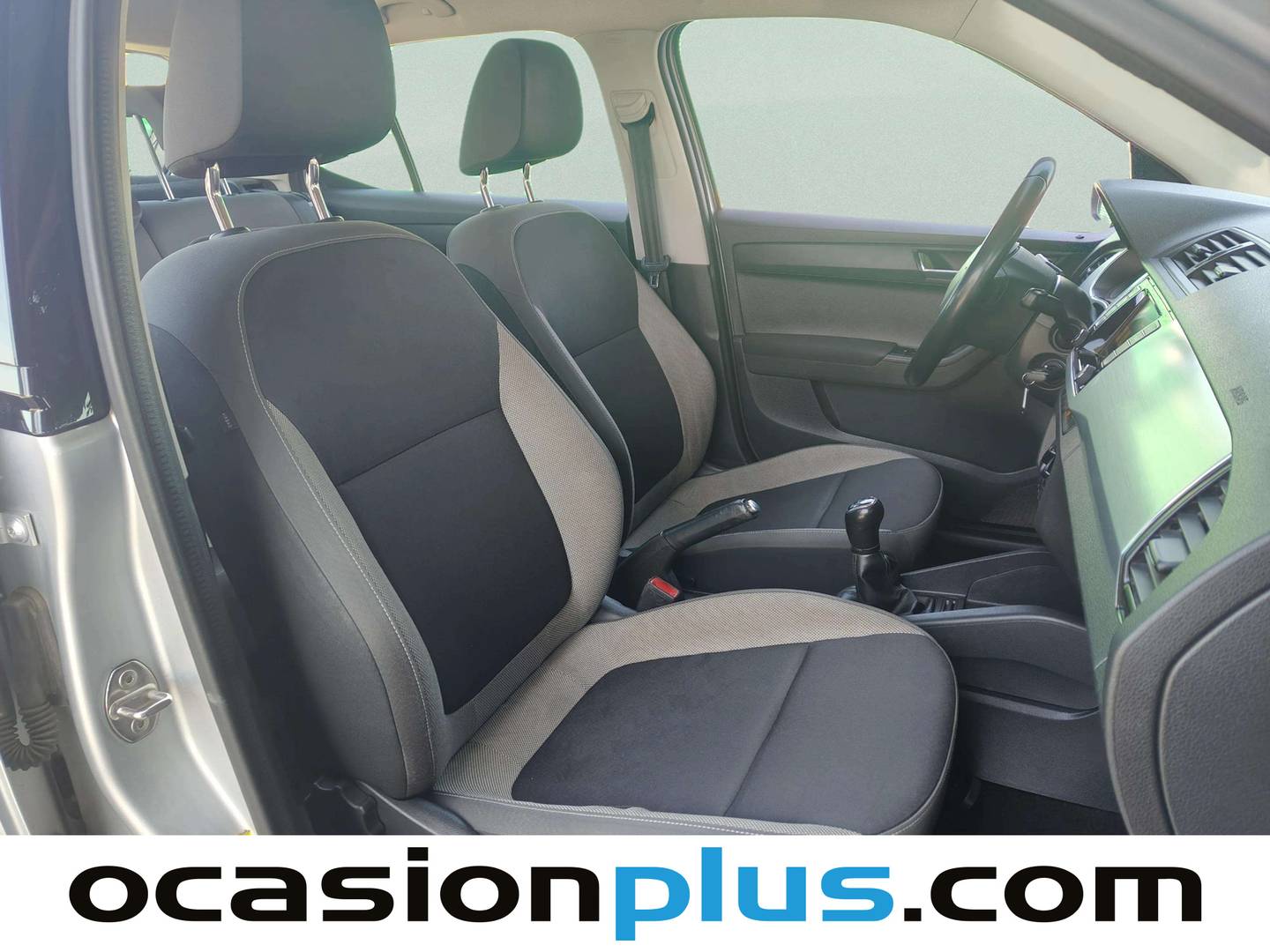 Skoda Fabia Skoda Fabia 1.0 MPI Business (75 CV) al mejor precio