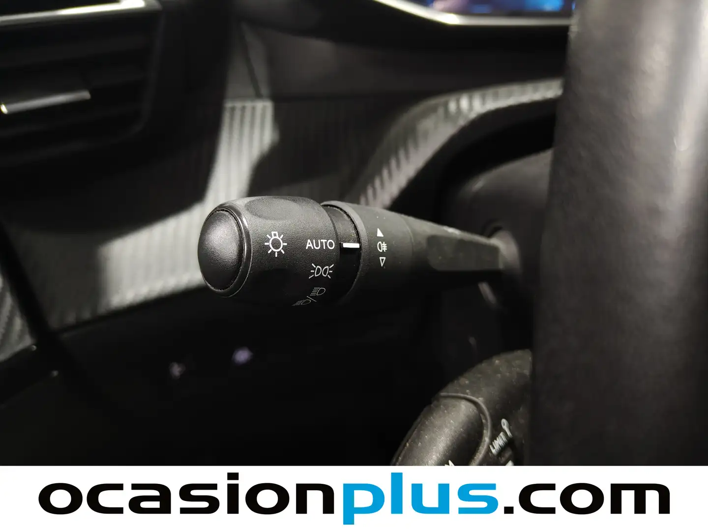 Foto Peugeot 2008 Peugeot 2008 PureTech 100 S&S Allure (100 CV)