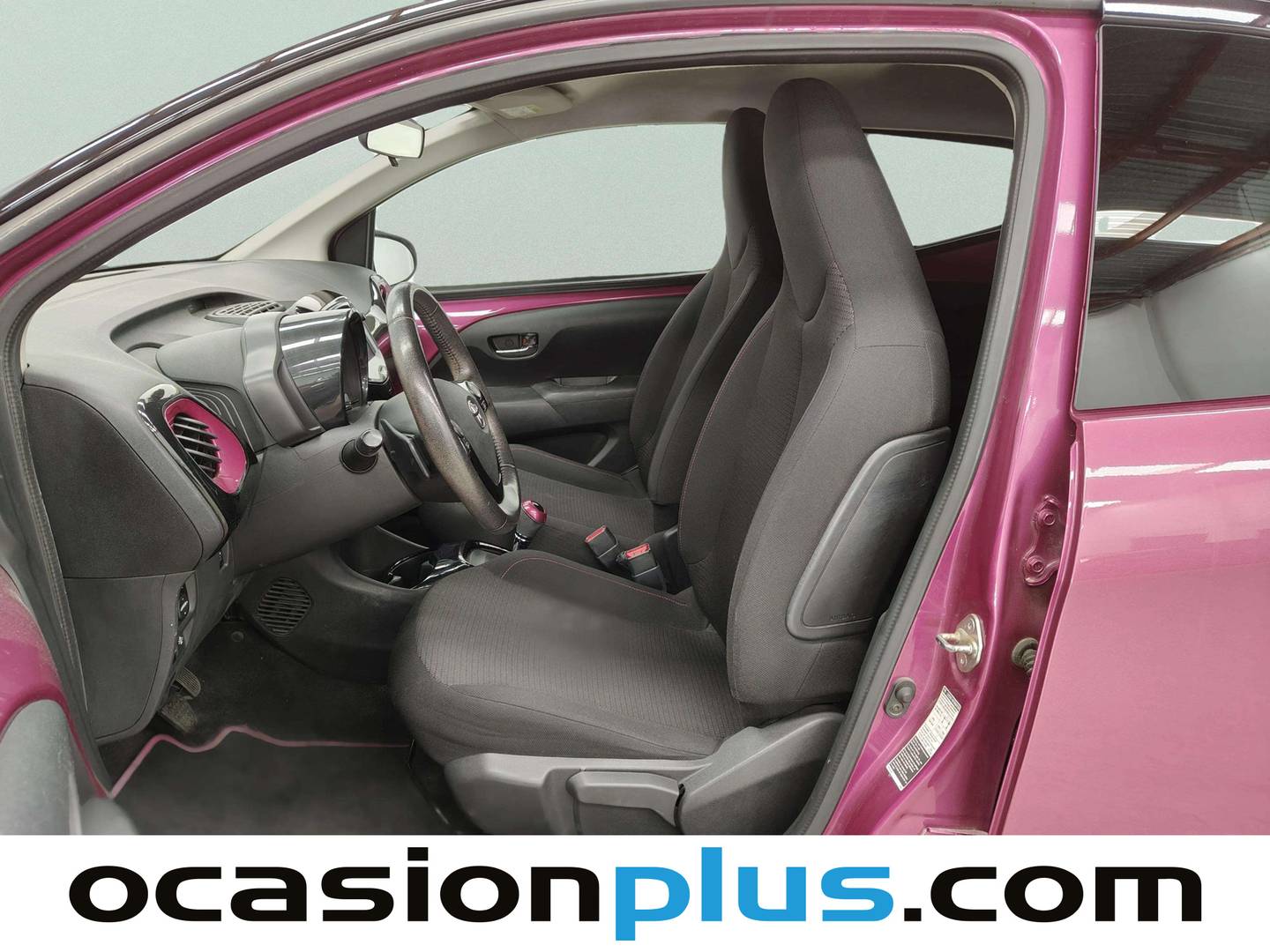 Foto asientos delanteros Toyota Aygo Toyota Aygo 1.0 70 x-cite (72 CV)