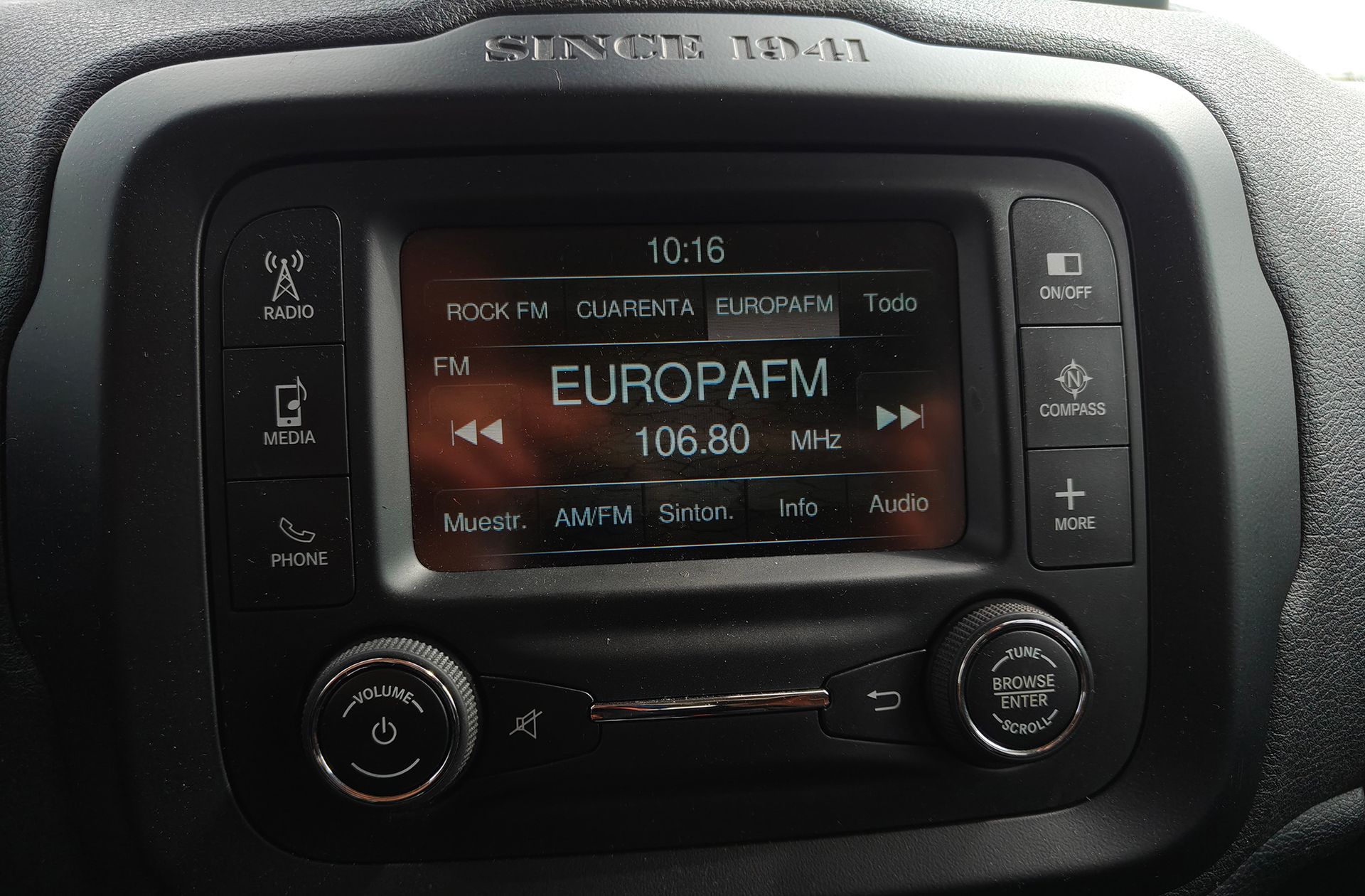 Jeep Renegade 1.6 MultiJet Limited 4x2 - foto 32