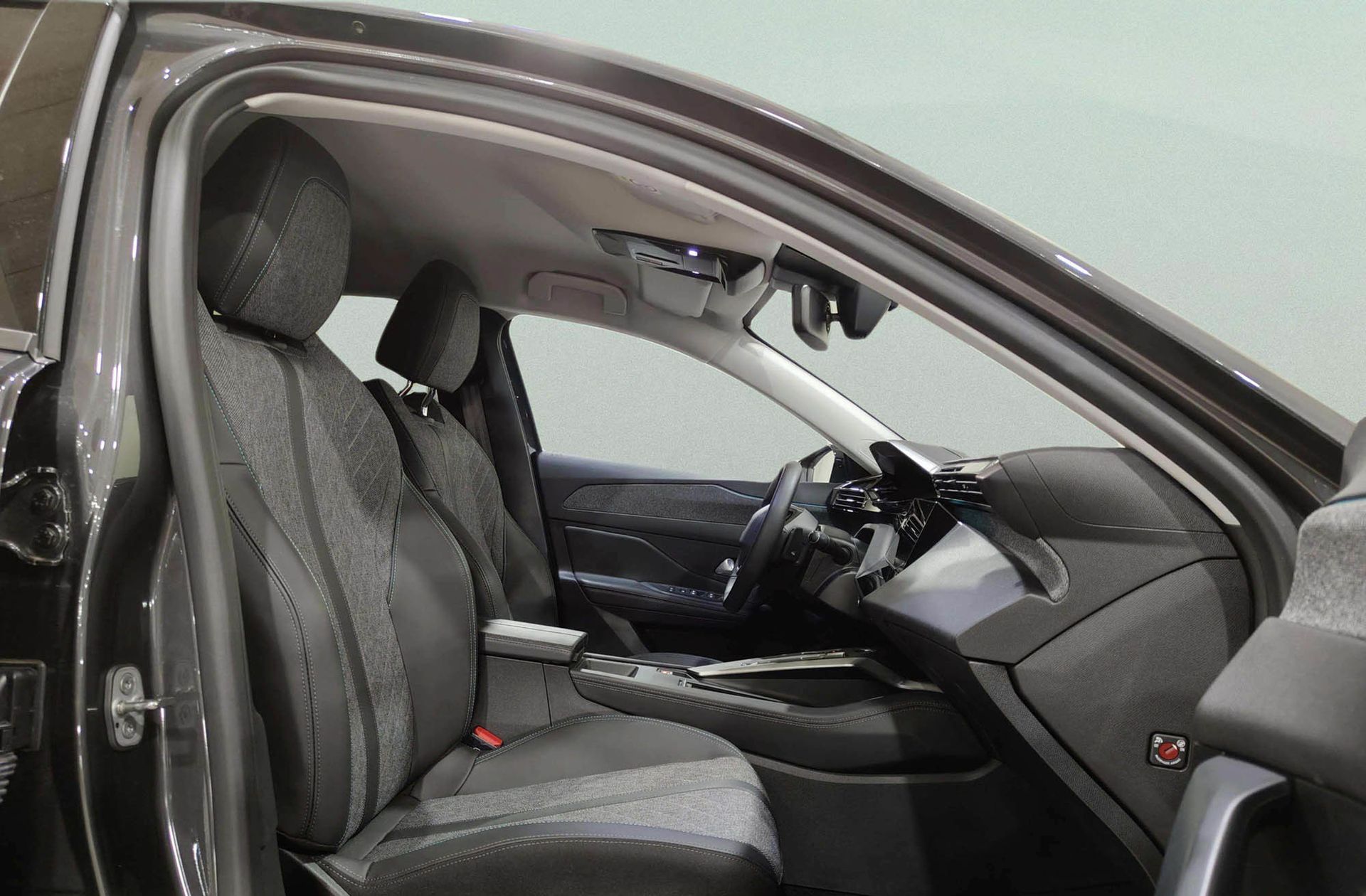 Peugeot 408 PureTech 130 Allure EAT8 - foto 20