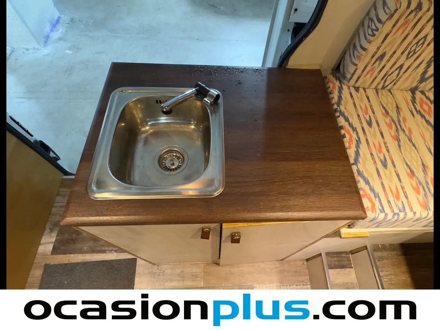 Foto Renault Master Renault Master Furgon dCi 130 DC T L2H2 3500 E6 (130 CV) Camperizada 3 Plazas