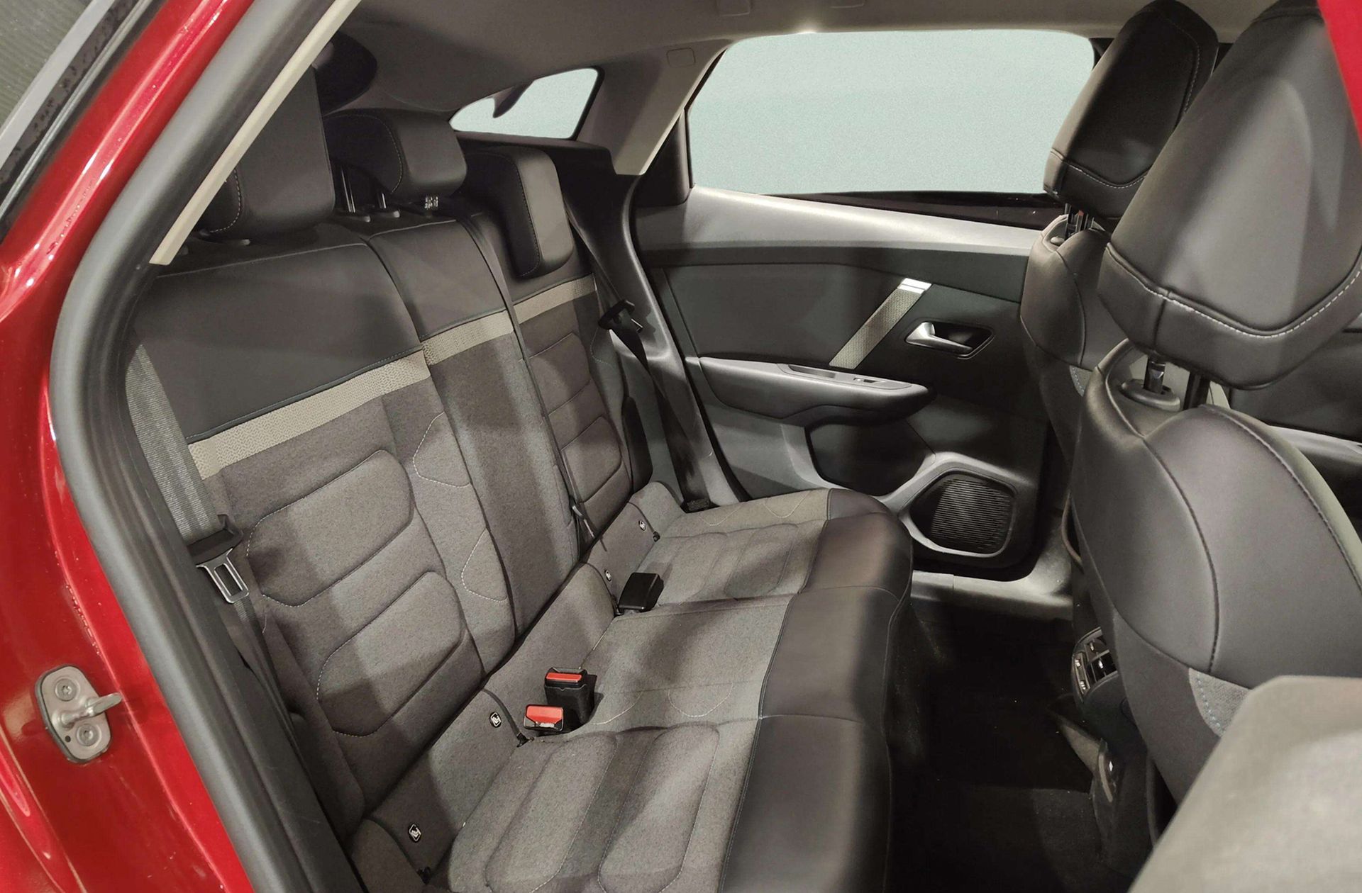Citroën C4 PureTech 130 Feel Pack EAT8 - foto 18