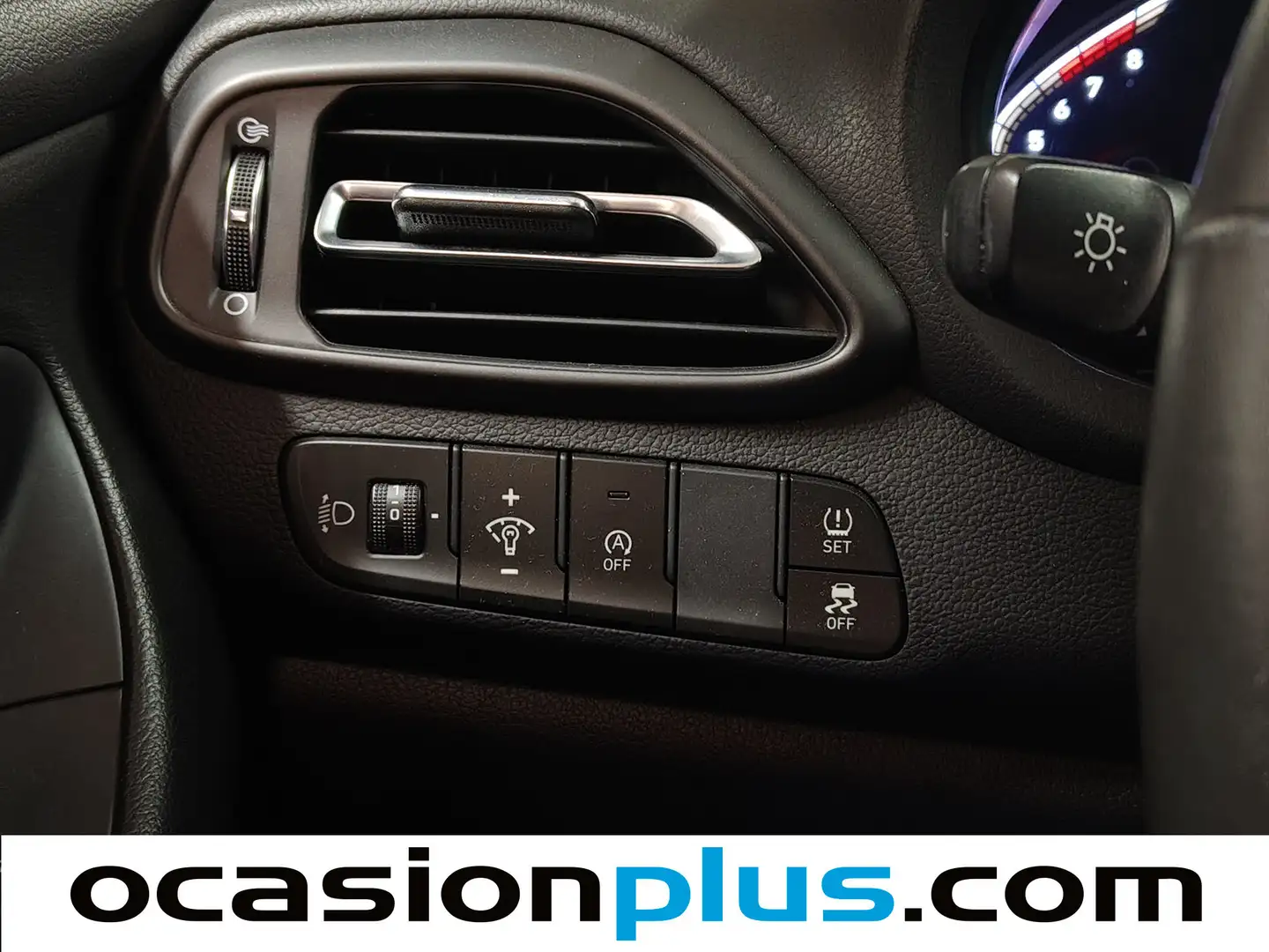 Foto Hyundai i30 Hyundai i30 1.0 TGDI 48V Tecno (120 CV)