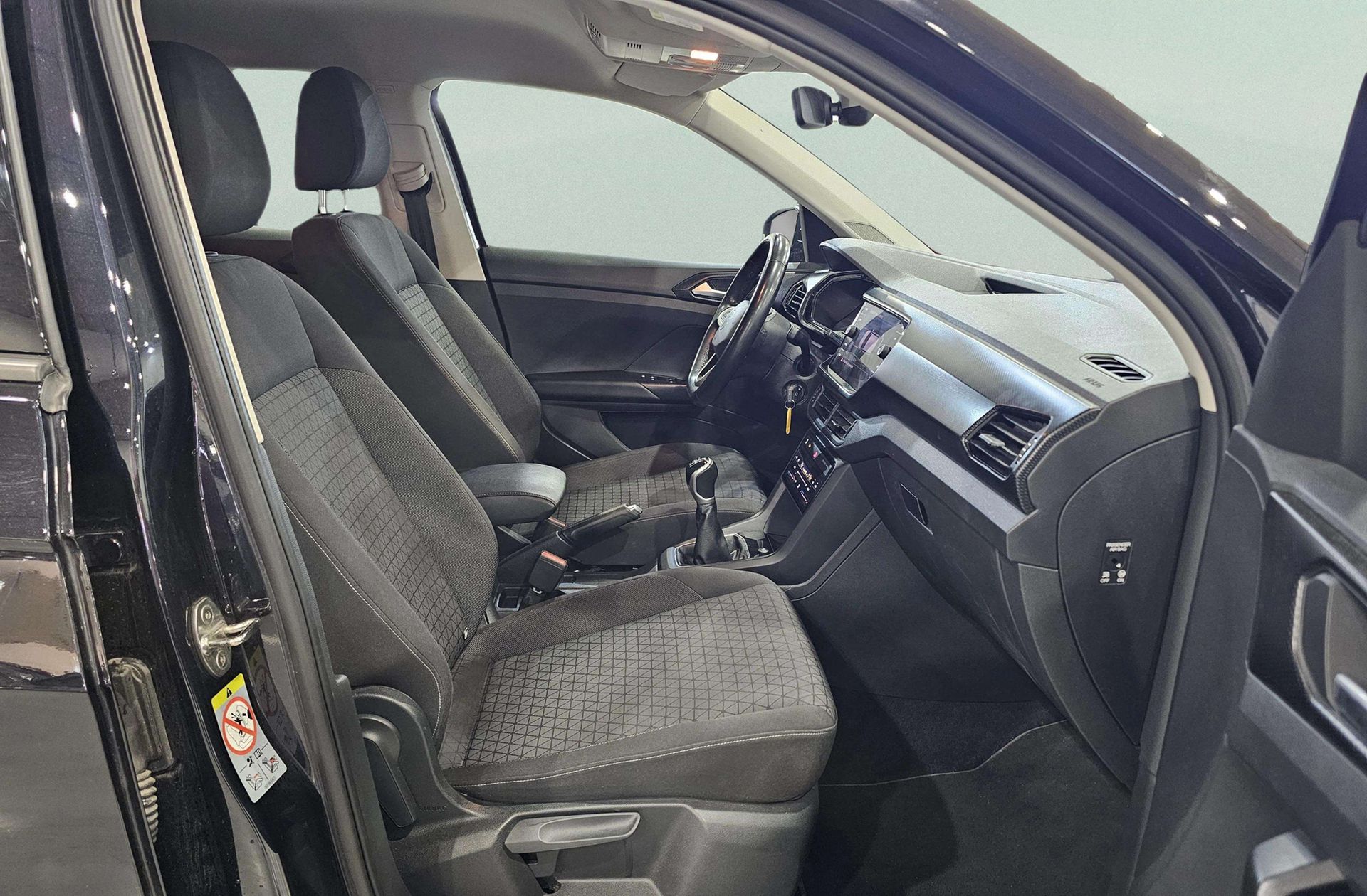 Volkswagen T-Cross Advance 1.0 TSI - foto 22