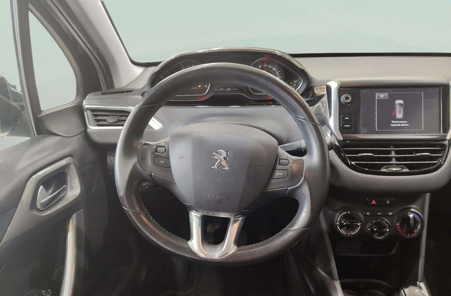 Peugeot 2008 BlueHDi 100 Style - foto 22