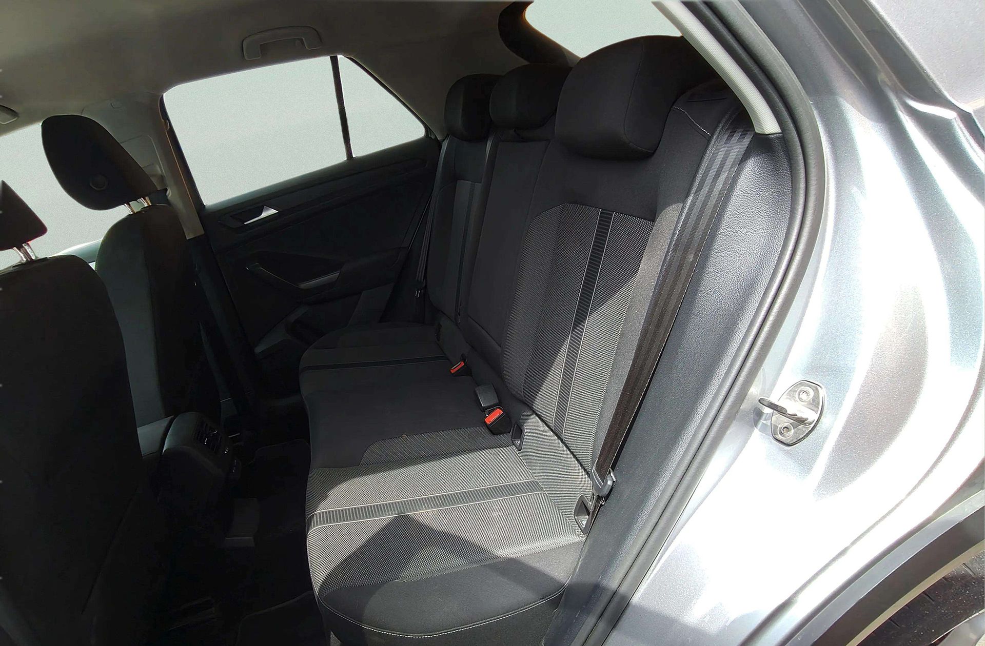 Volkswagen T-Roc Life 1.0 TSI - foto 13