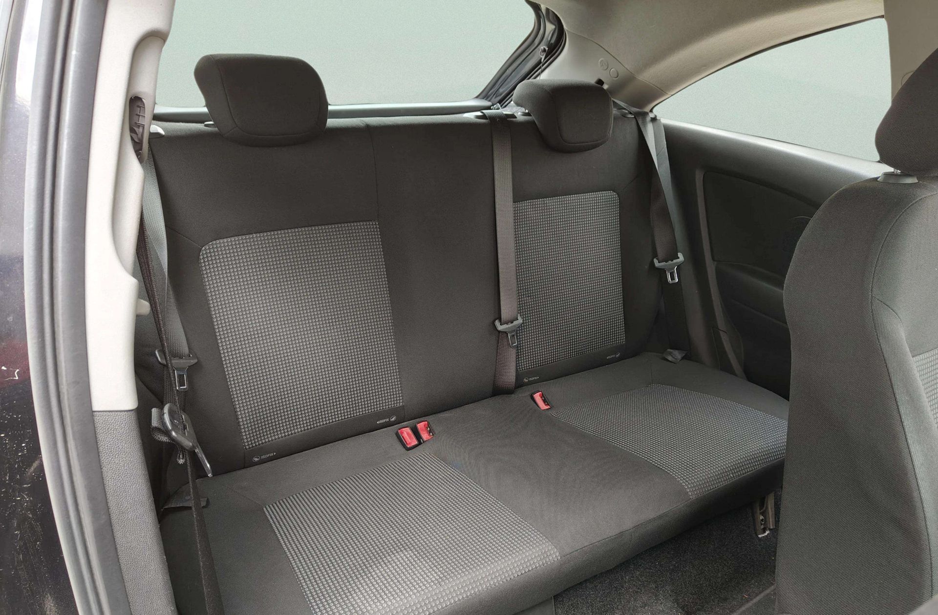 Opel Corsa 1.2 Essentia - foto 12