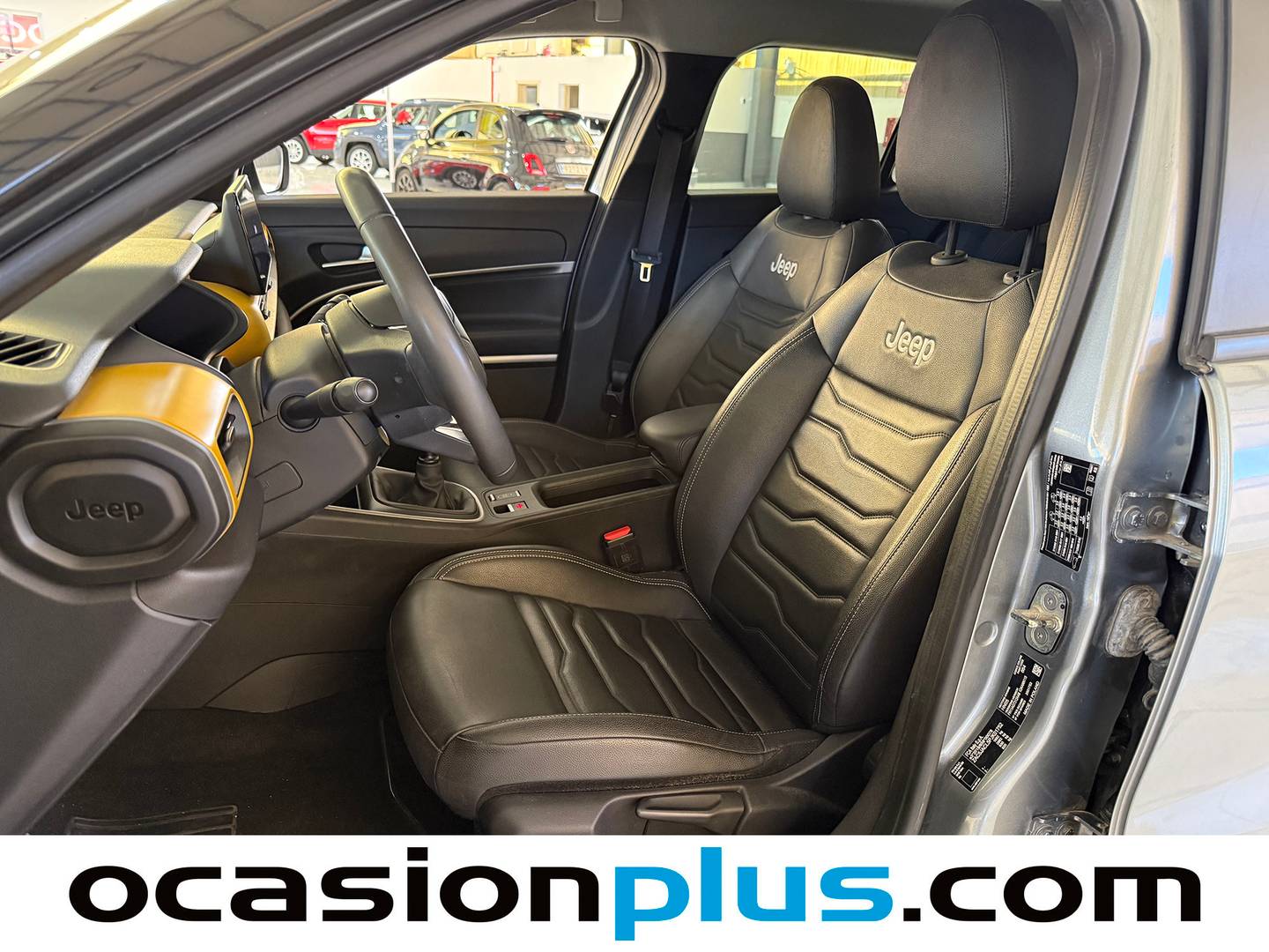 Foto asientos delanteros Jeep Avenger Jeep Avenger 1.2 G Summit (100 CV)