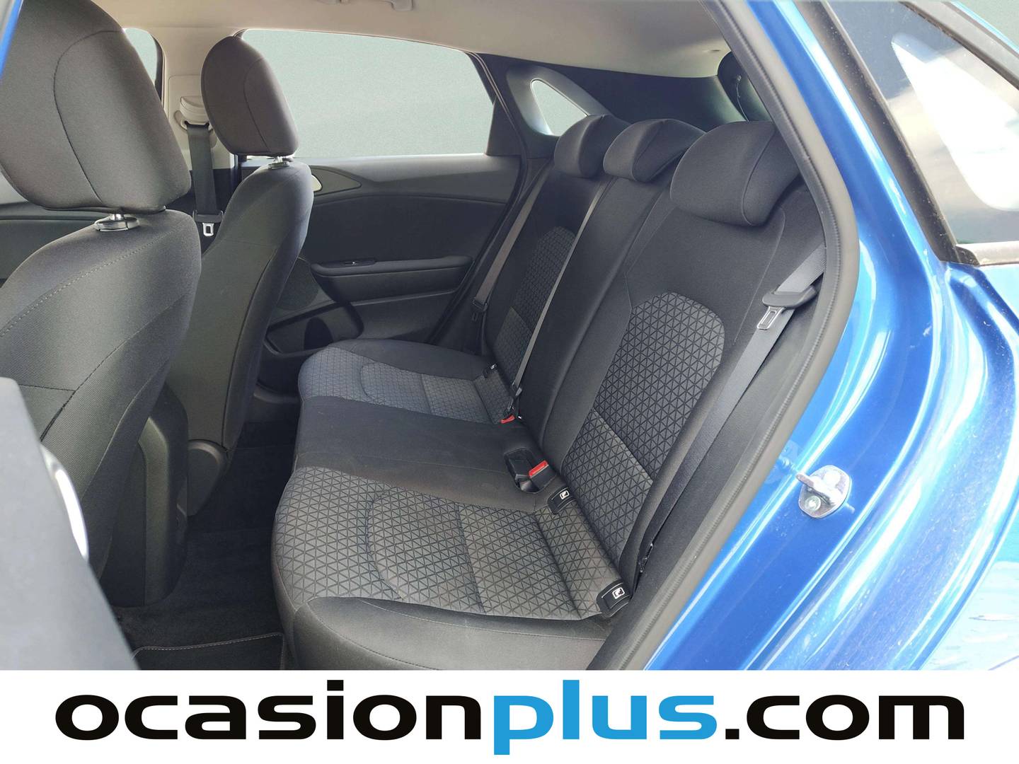 Foto asientos traseros KIA Ceed KIA Ceed 1.0 T-GDi Concept (100 CV)