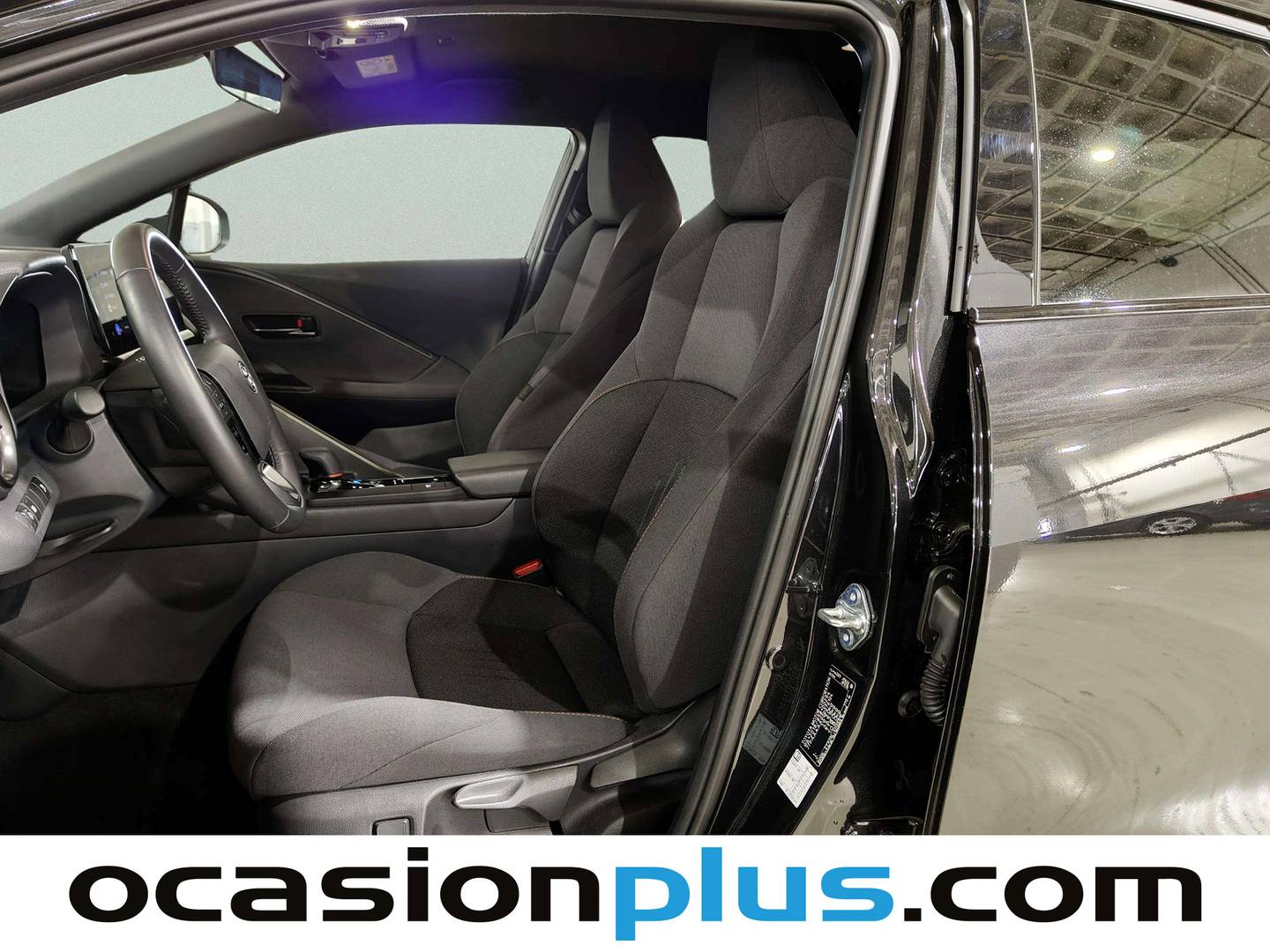 Foto asientos delanteros Toyota C-HR Toyota C-HR 140H Advance  (140 CV)