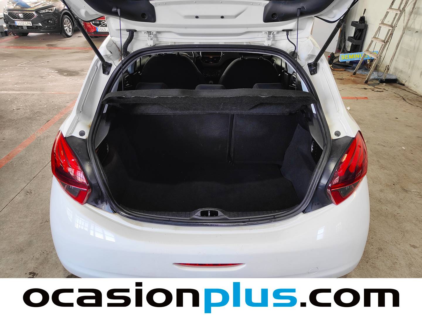 Fotos maletero Peugeot 208 Peugeot 208 PureTech 82 Style (82 CV)