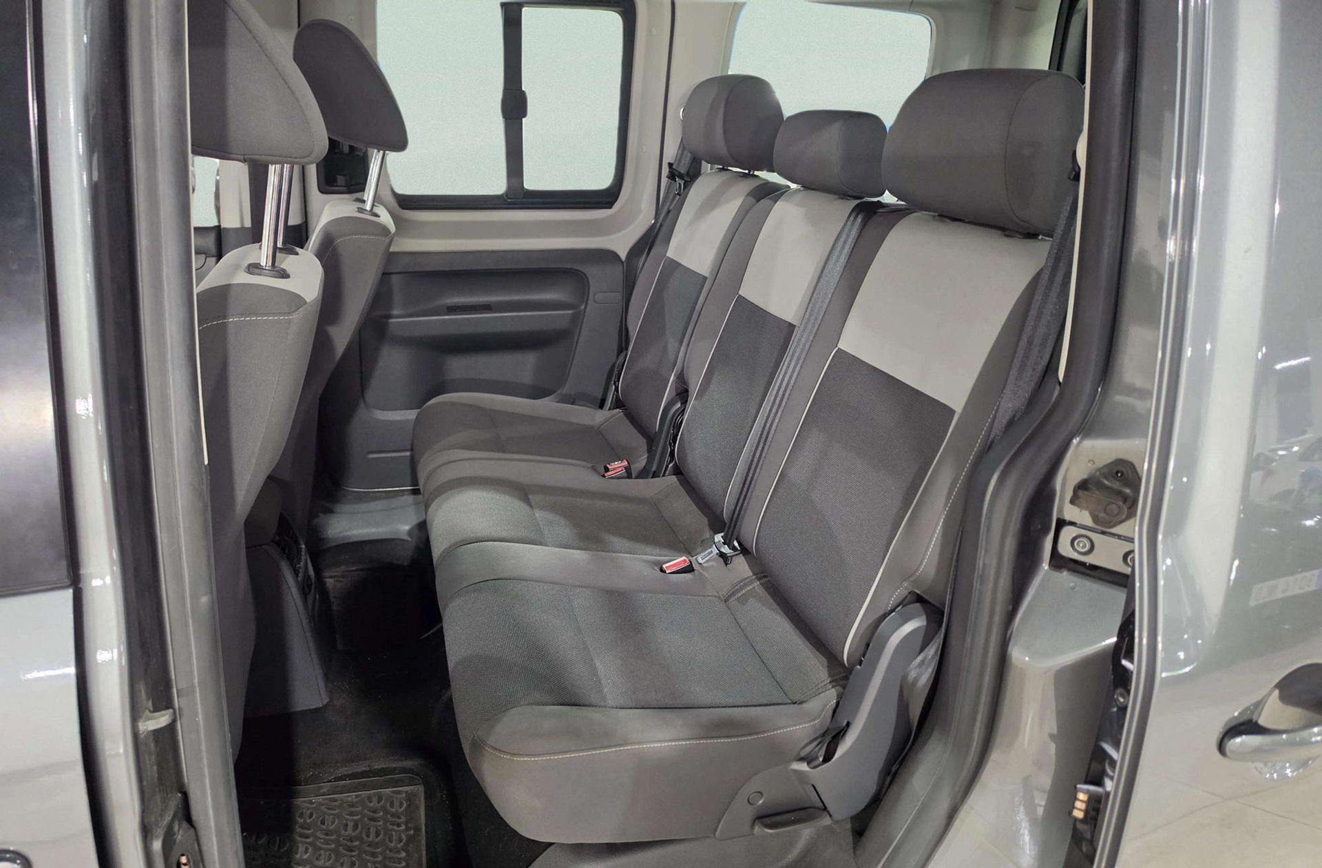 Volkswagen Caddy 1.6 TDI Kombi Trendline - foto 8