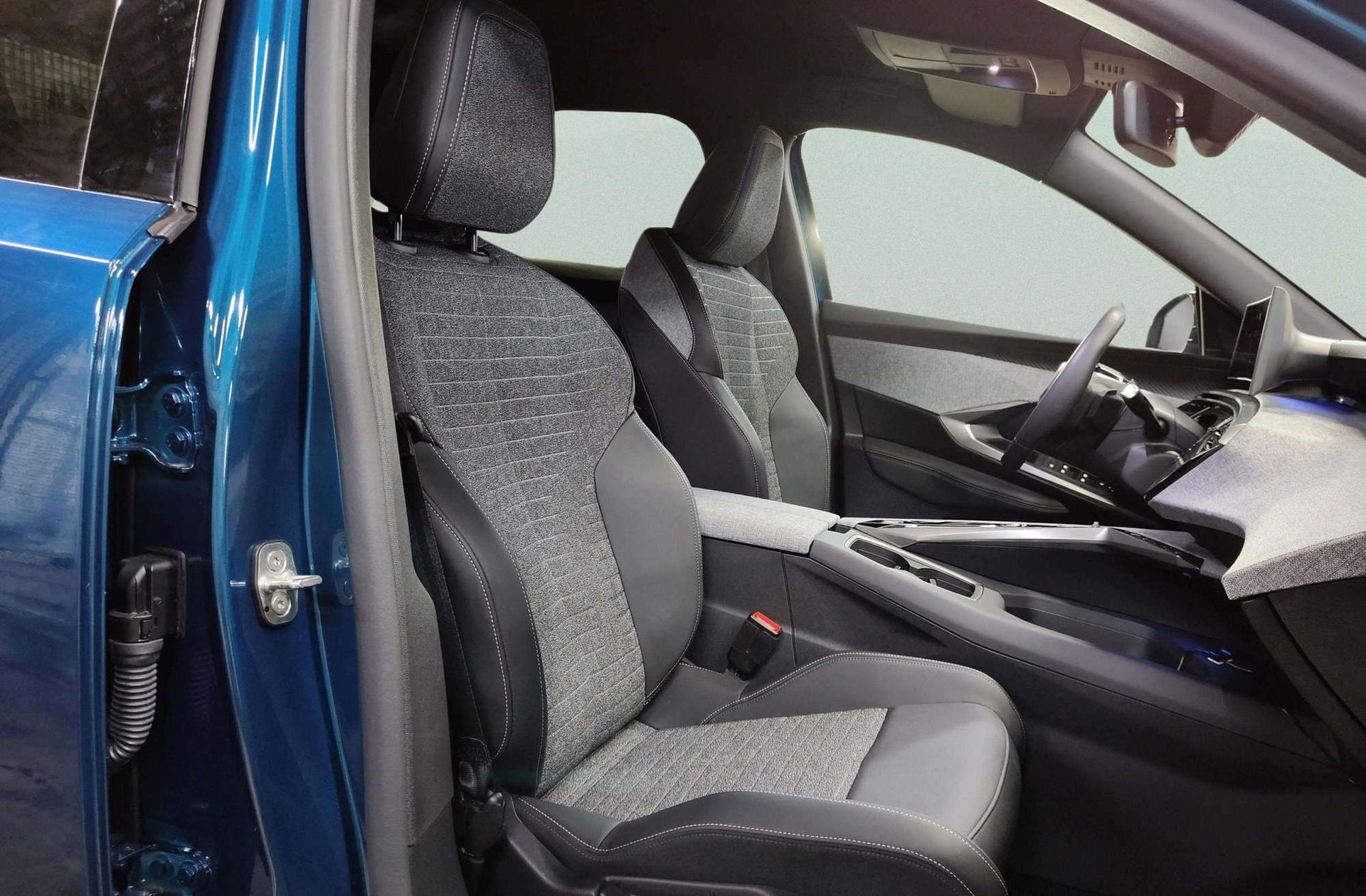 Peugeot 3008 145 Allure eDCS6 - foto 23