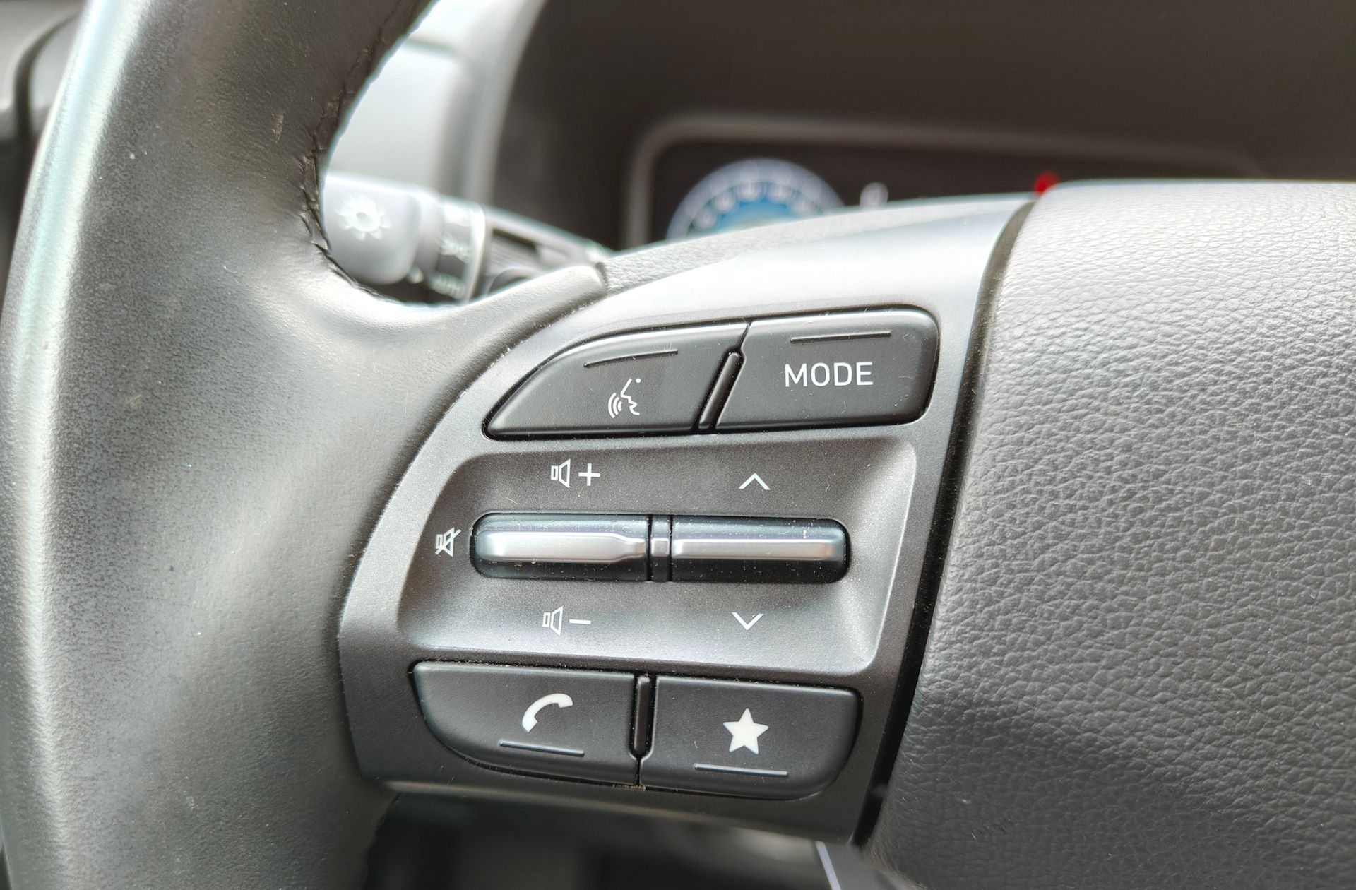 Hyundai Kona EV Tecno - foto 30