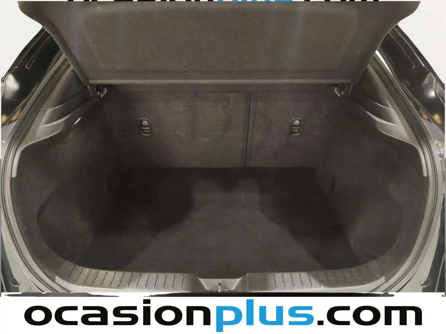 Foto Mazda CX-30 Mazda CX-30 2.5 e-Skyactive G MHEV Prime-Line AT (140 CV)