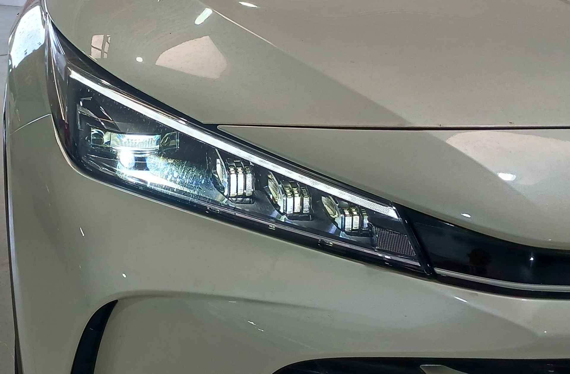 MG HS 1.5T Comfort DCT - foto 15