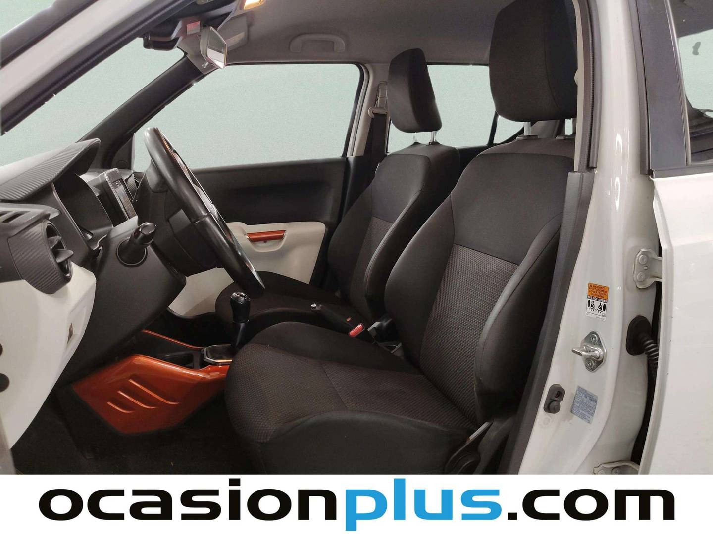 Foto asientos delanteros Suzuki Ignis Suzuki Ignis 1.2 GLX (90 CV)