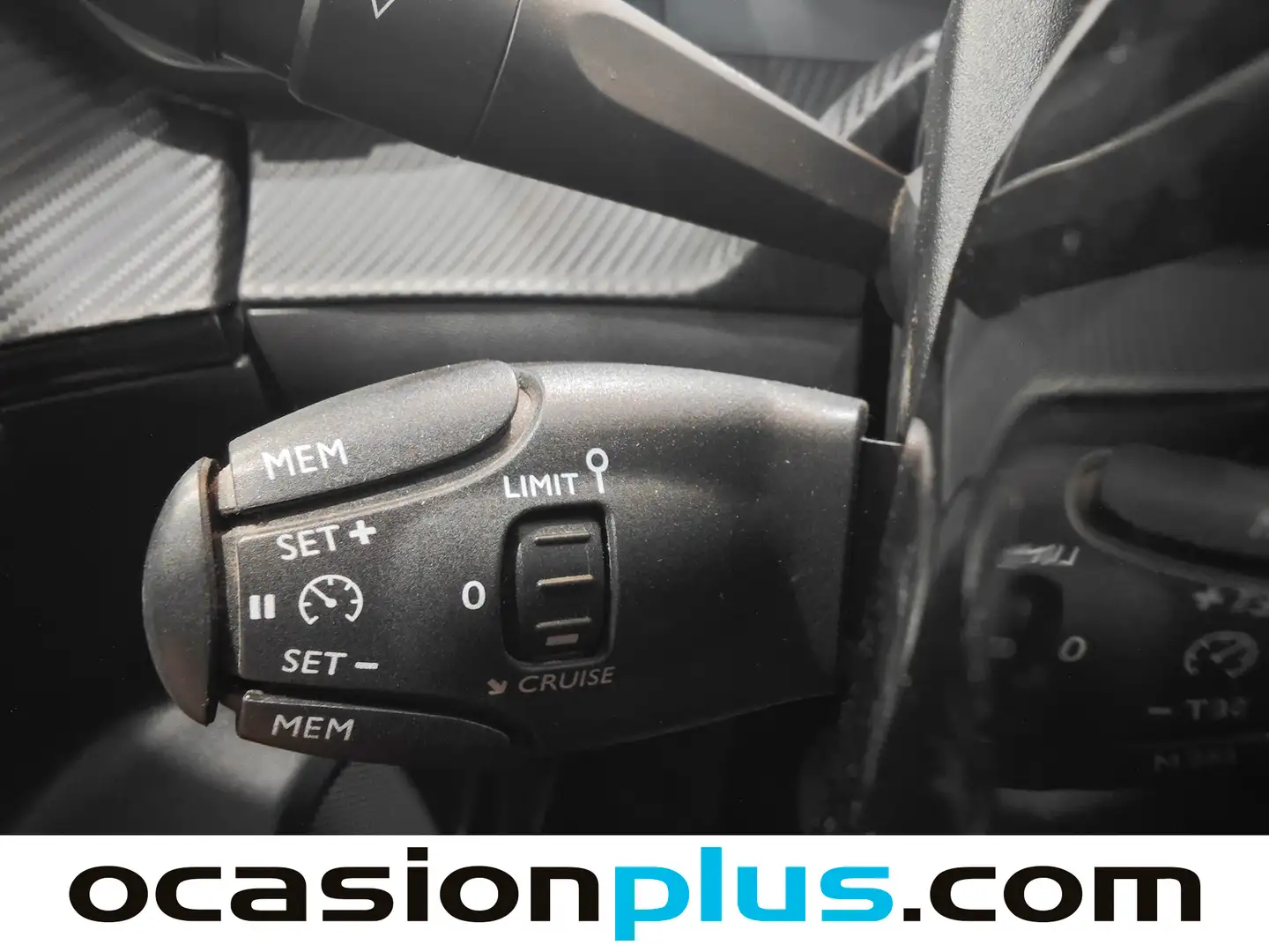 Foto Peugeot 2008 Peugeot 2008 PureTech 130 S&S Allure Pack (130 CV)