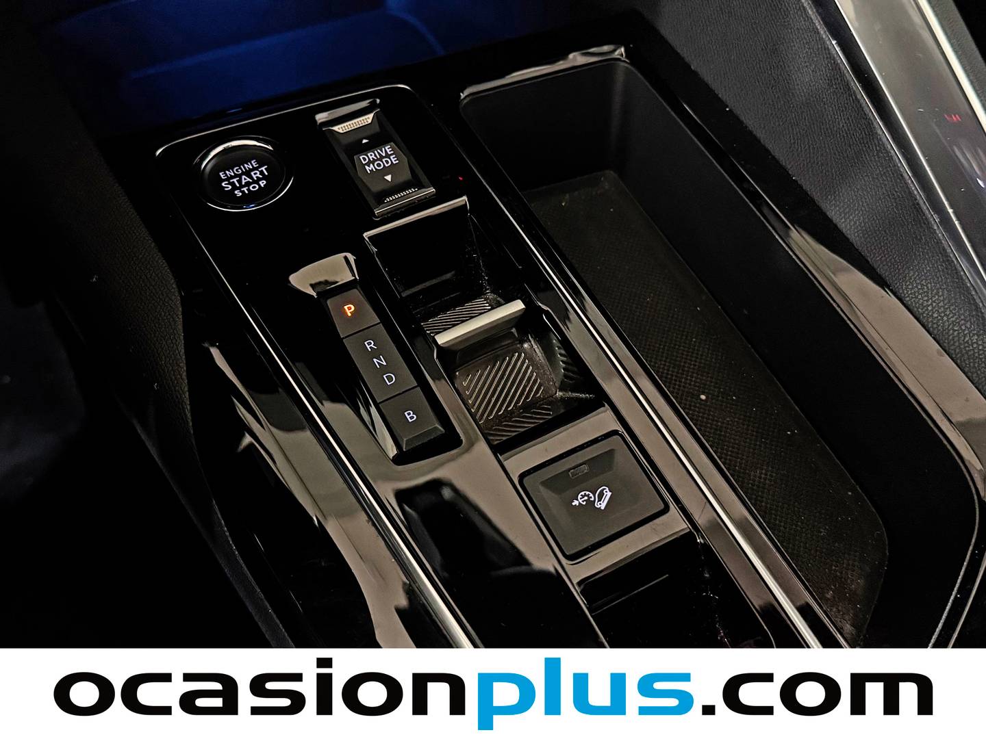 Peugeot 3008 Hybrid Peugeot 3008 Hybrid 300 Allure Pack e-EAT8  (300 CV) 4x4 de segunda mano