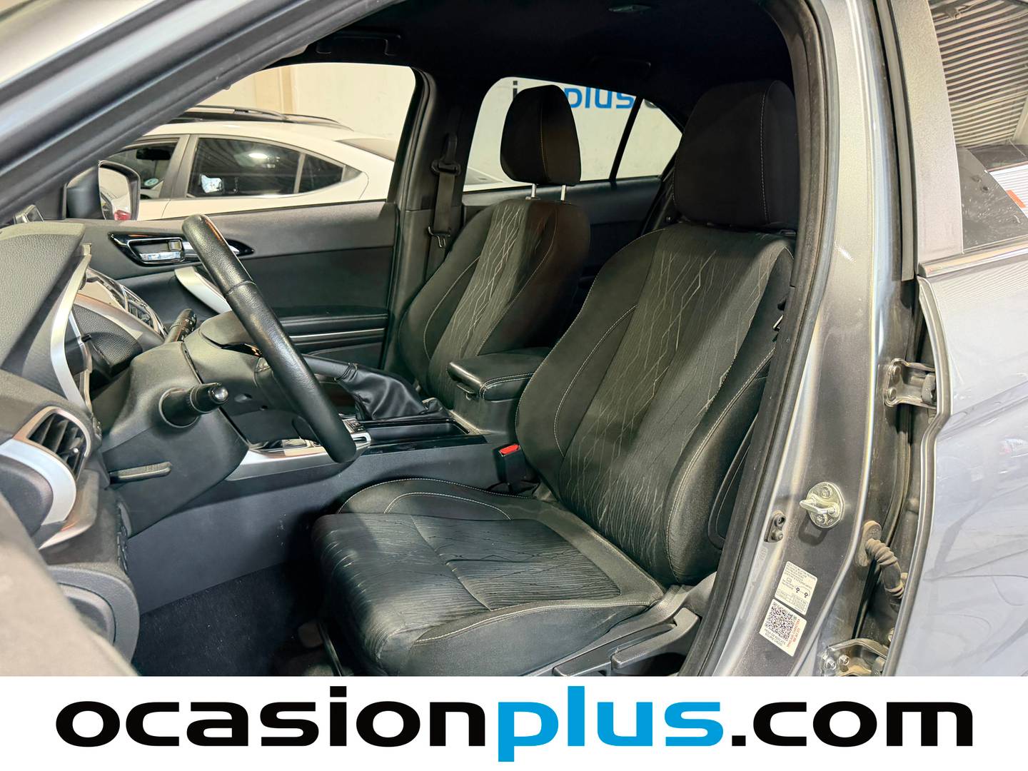 Foto asientos delanteros Mitsubishi Eclipse Cross Mitsubishi Eclipse Cross 150T Motion Black Edition (163 CV)