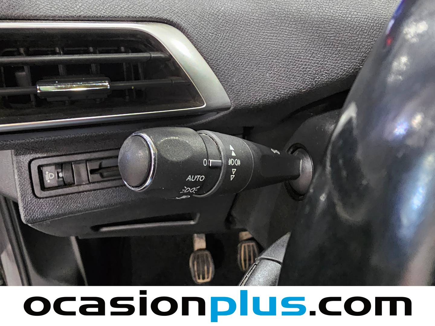 Peugeot 5008 Peugeot 5008 PureTech 130 S&S Allure (130 CV) 7 PLAZAS al mejor precio