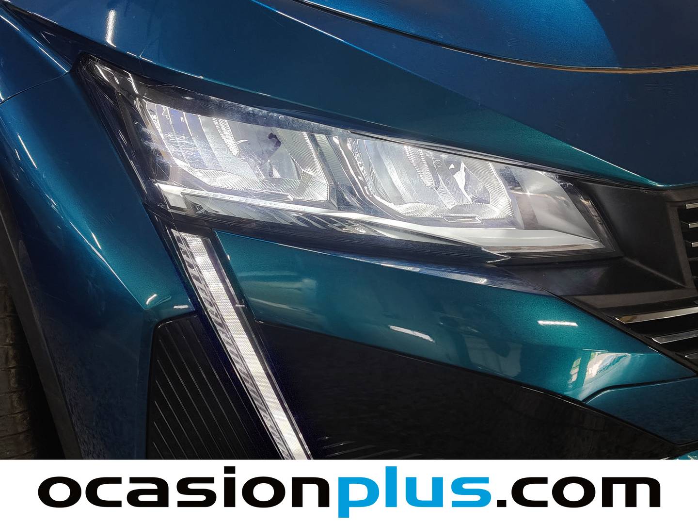 Acabados Peugeot 408 Peugeot 408 Allure Hybrid 145 eDCS6 (145 CV)