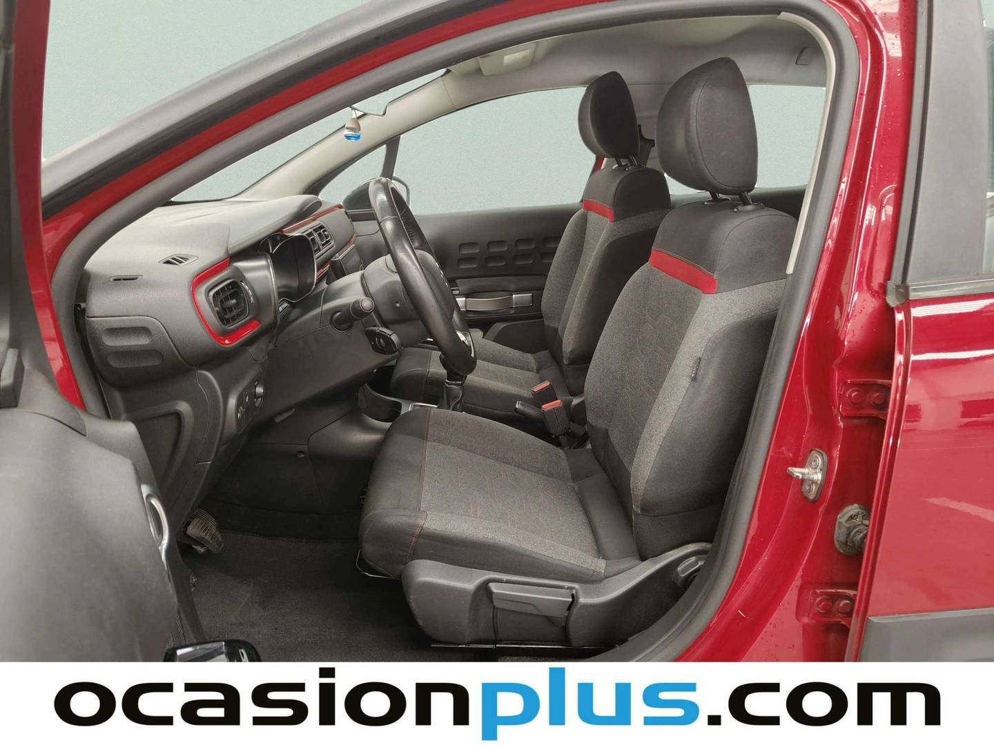 Foto asientos delanteros Citroën C3 Citroën C3 PureTech 82 Feel (83 CV)