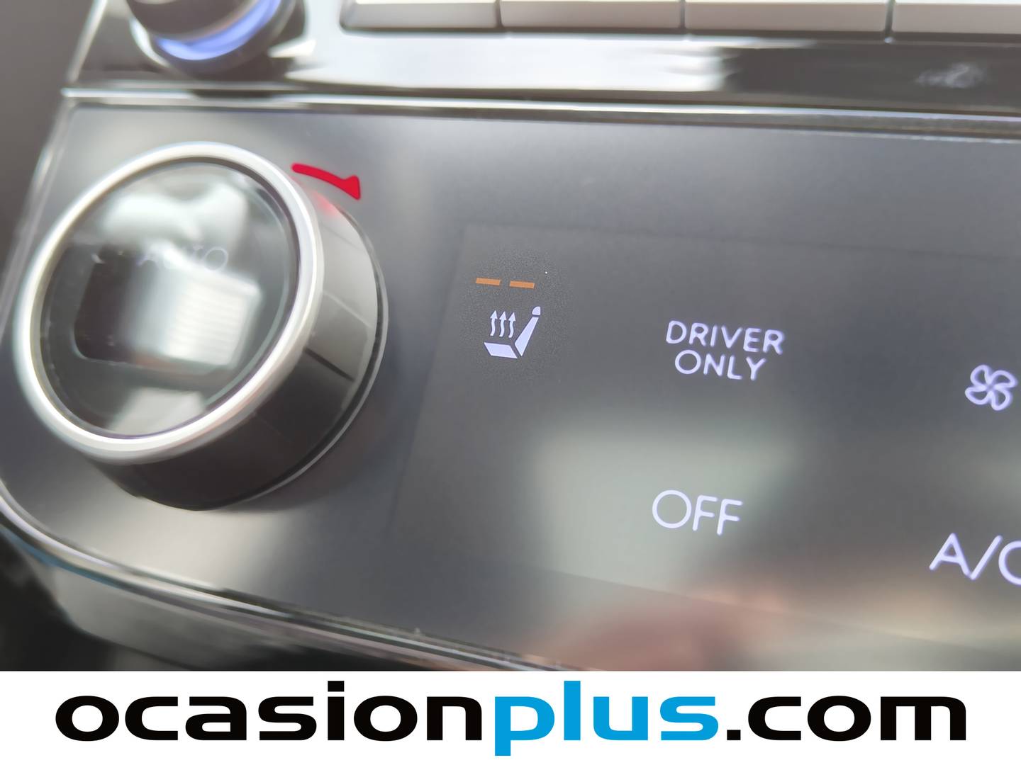 Equipamiento del Hyundai Tucson Hyundai Tucson 1.6 TGDI HEV Tecno Sky Auto (215 CV)