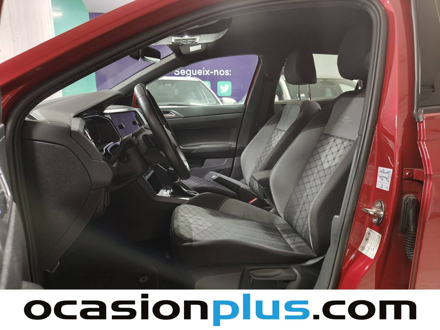 Foto asientos delanteros Volkswagen Taigo Volkswagen Taigo R-Line 1.5 TSI (150 CV) DSG