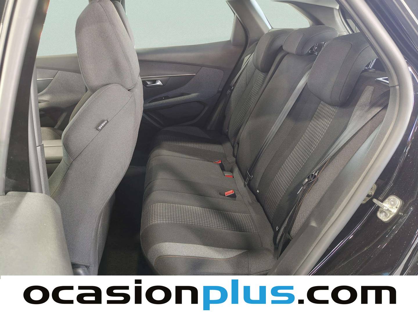 Foto asientos traseros Peugeot 3008 Peugeot 3008 BlueHDi 130 S&S Active Pack  (130 CV)