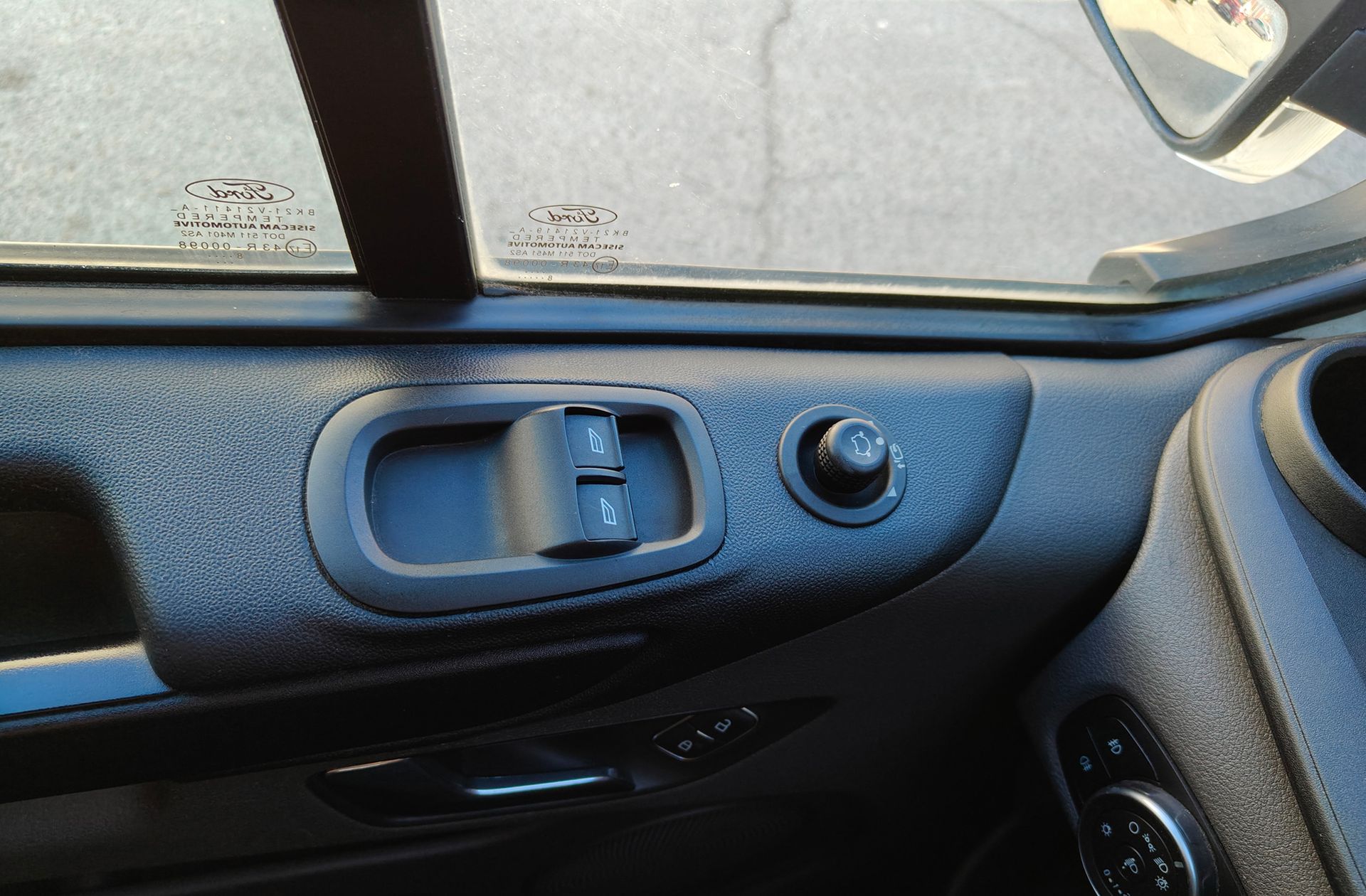 Ford Transit Custom Furgon 2.0 TDCi 280 L1 Trend - foto 25