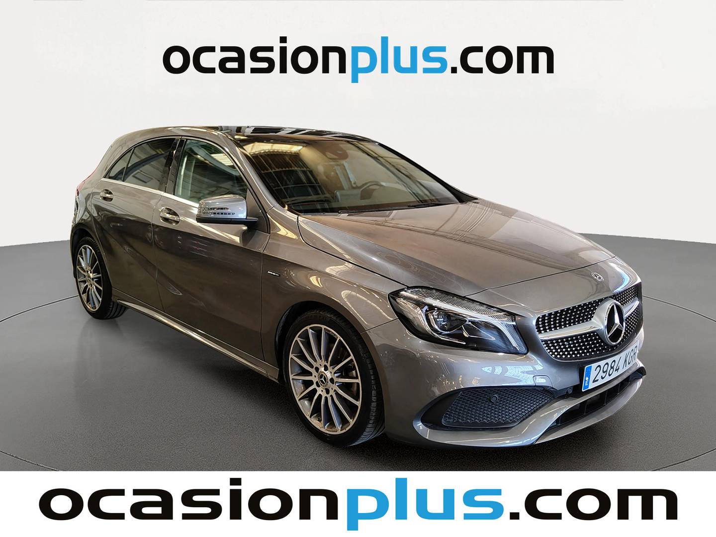 Foto delantera Mercedes Clase A Mercedes-Benz Clase A 200 d (136 CV) Pack AMG derecha