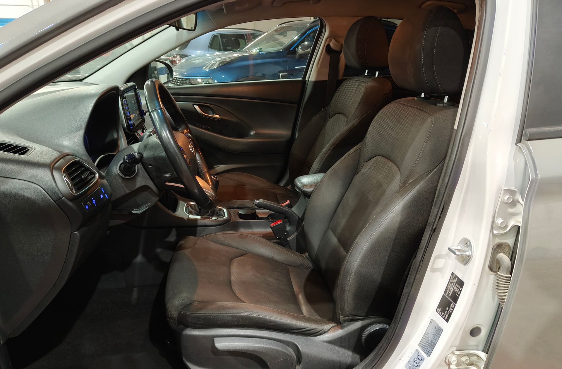 Hyundai i30 Fastback 1.0 T-GDi Klass - foto 11