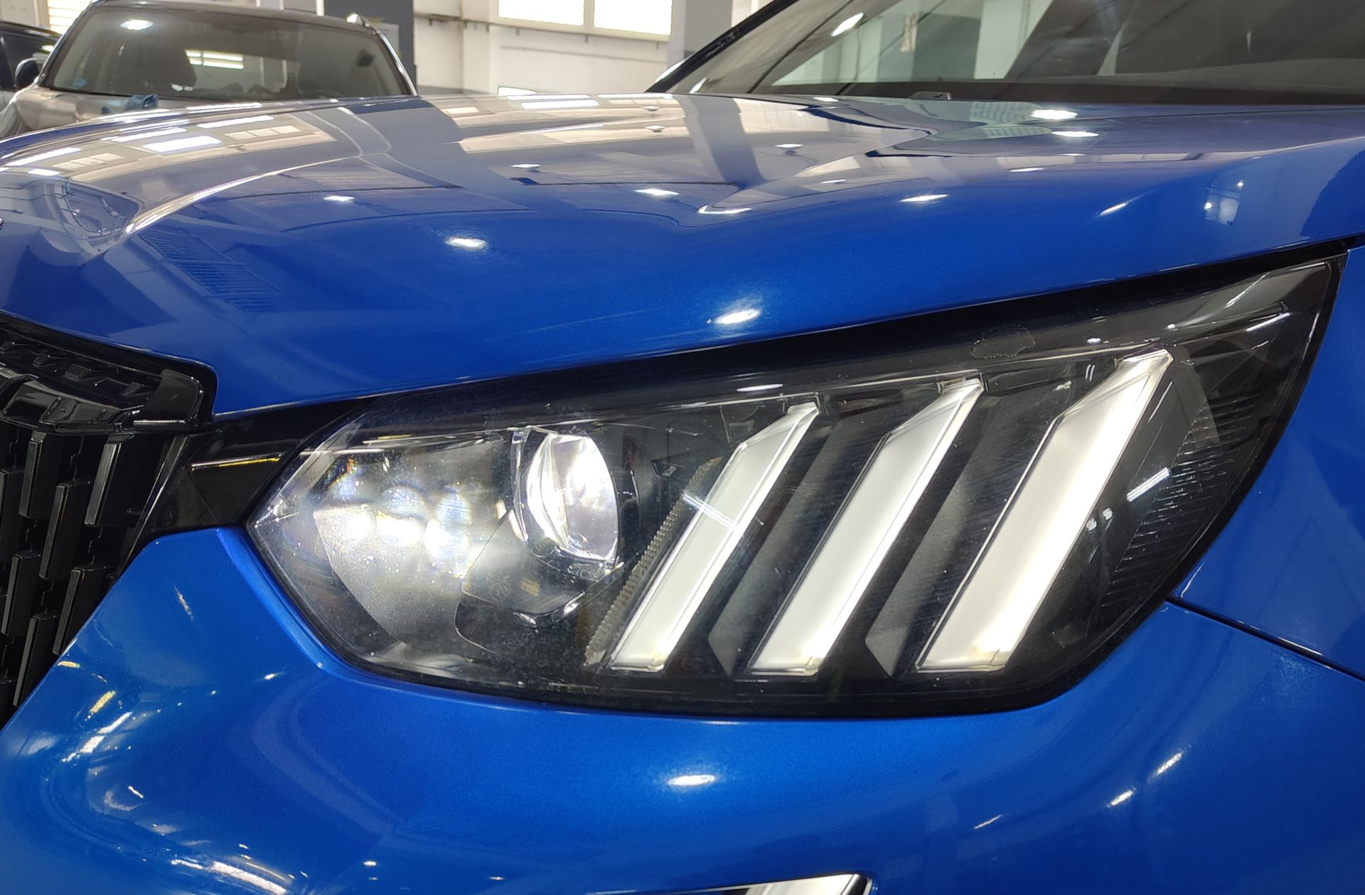 Peugeot 2008 PureTech 130 GT - foto 15