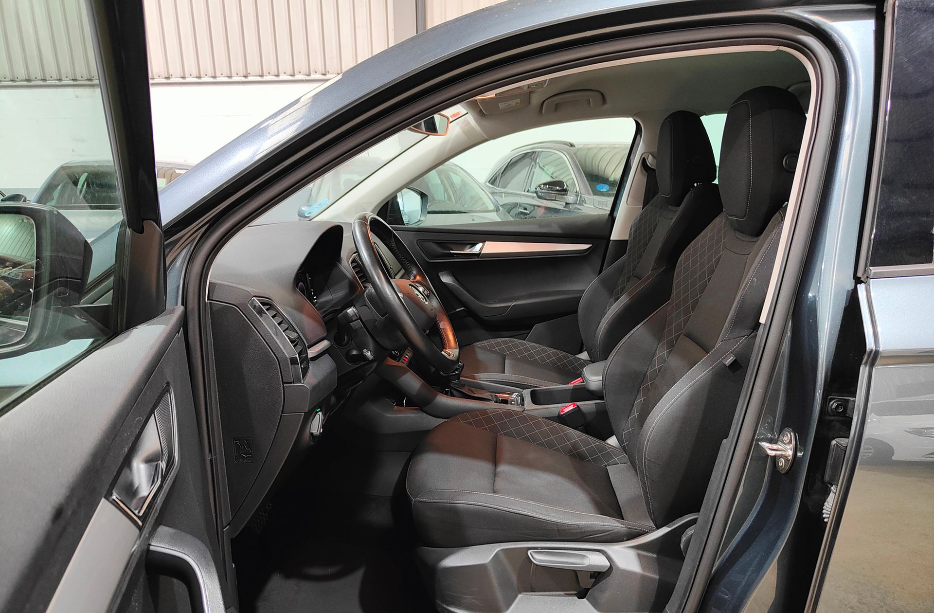 Škoda Karoq 1.5 TSI ACT Ambition DSG - foto 10